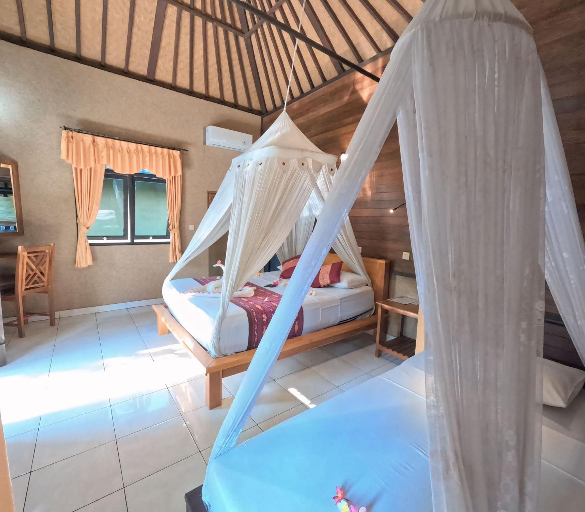 Suka Sari Cottages