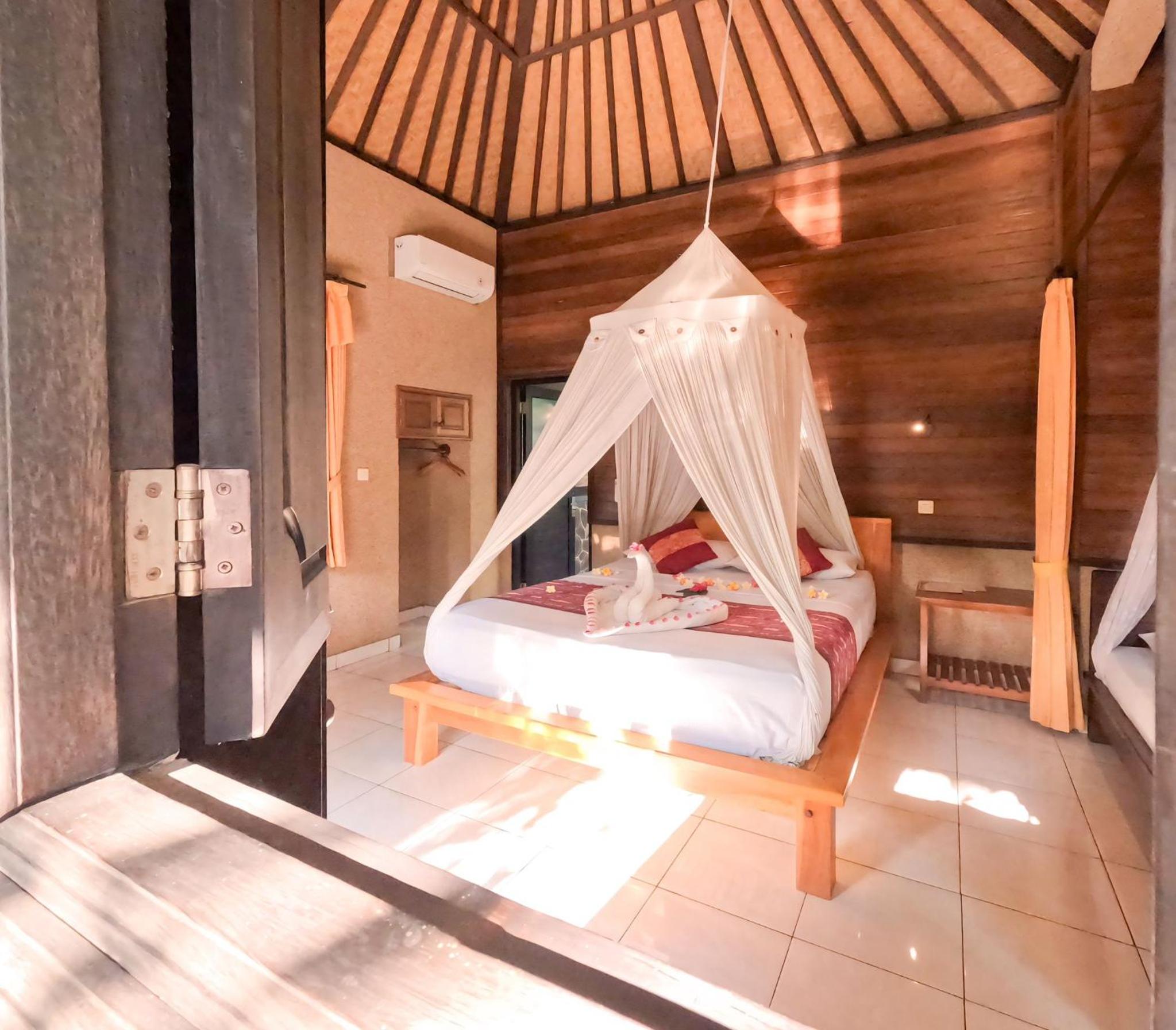 Suka Sari Cottages