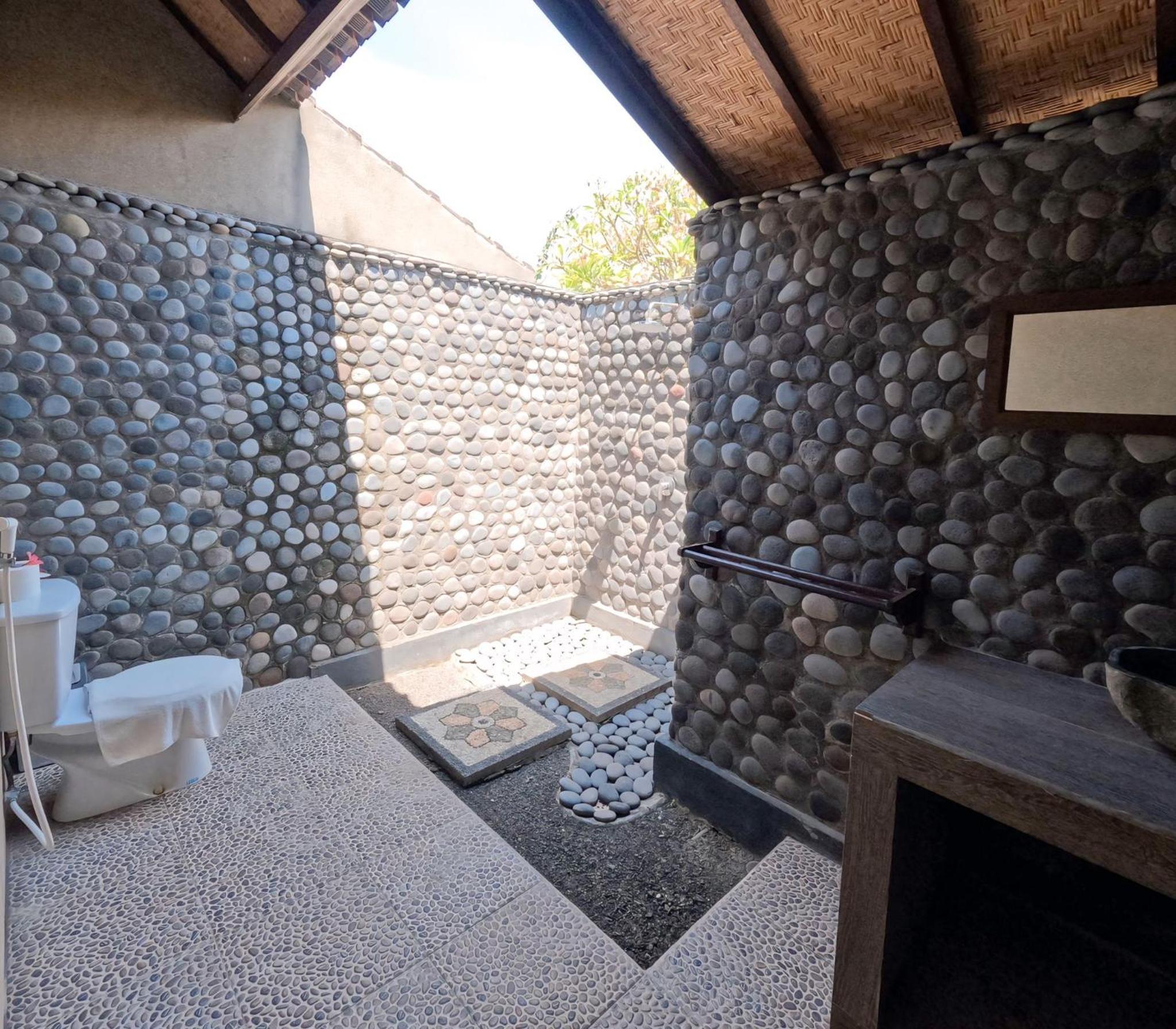 Suka Sari Cottages