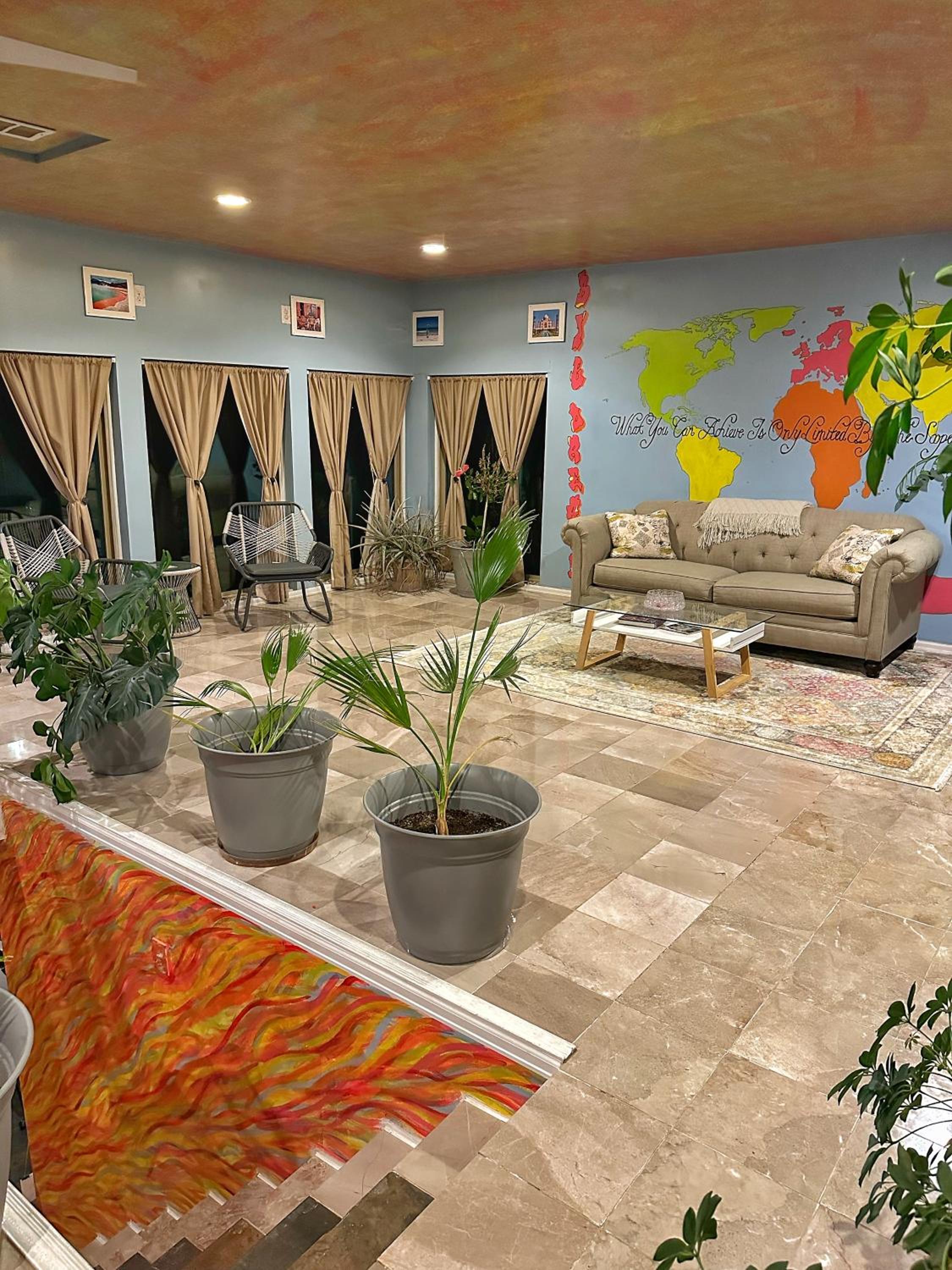 Hippie Chic Oasis view 5
