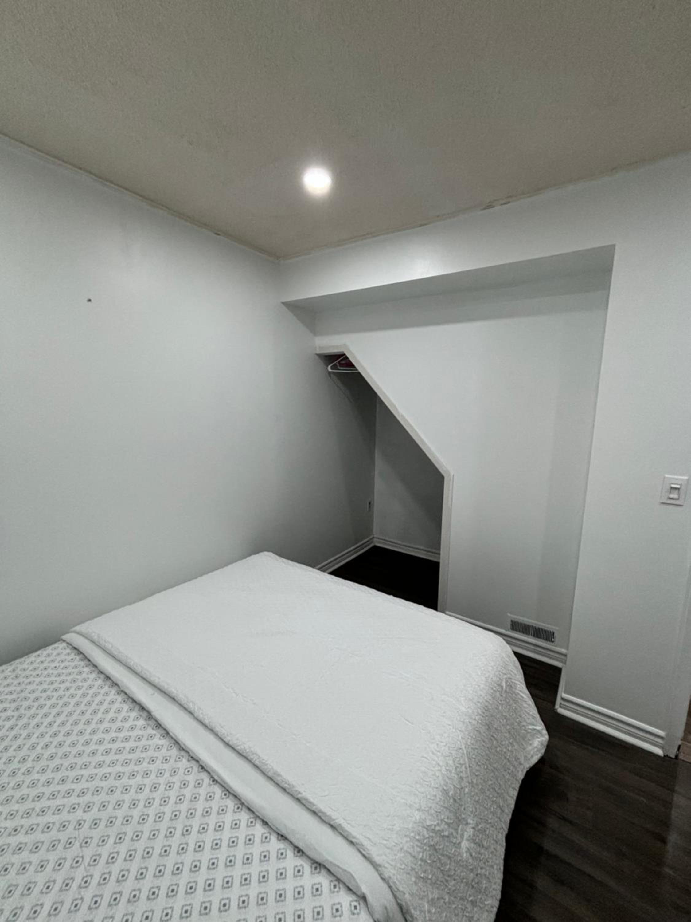 Entire bungalow, full privacy, free parking