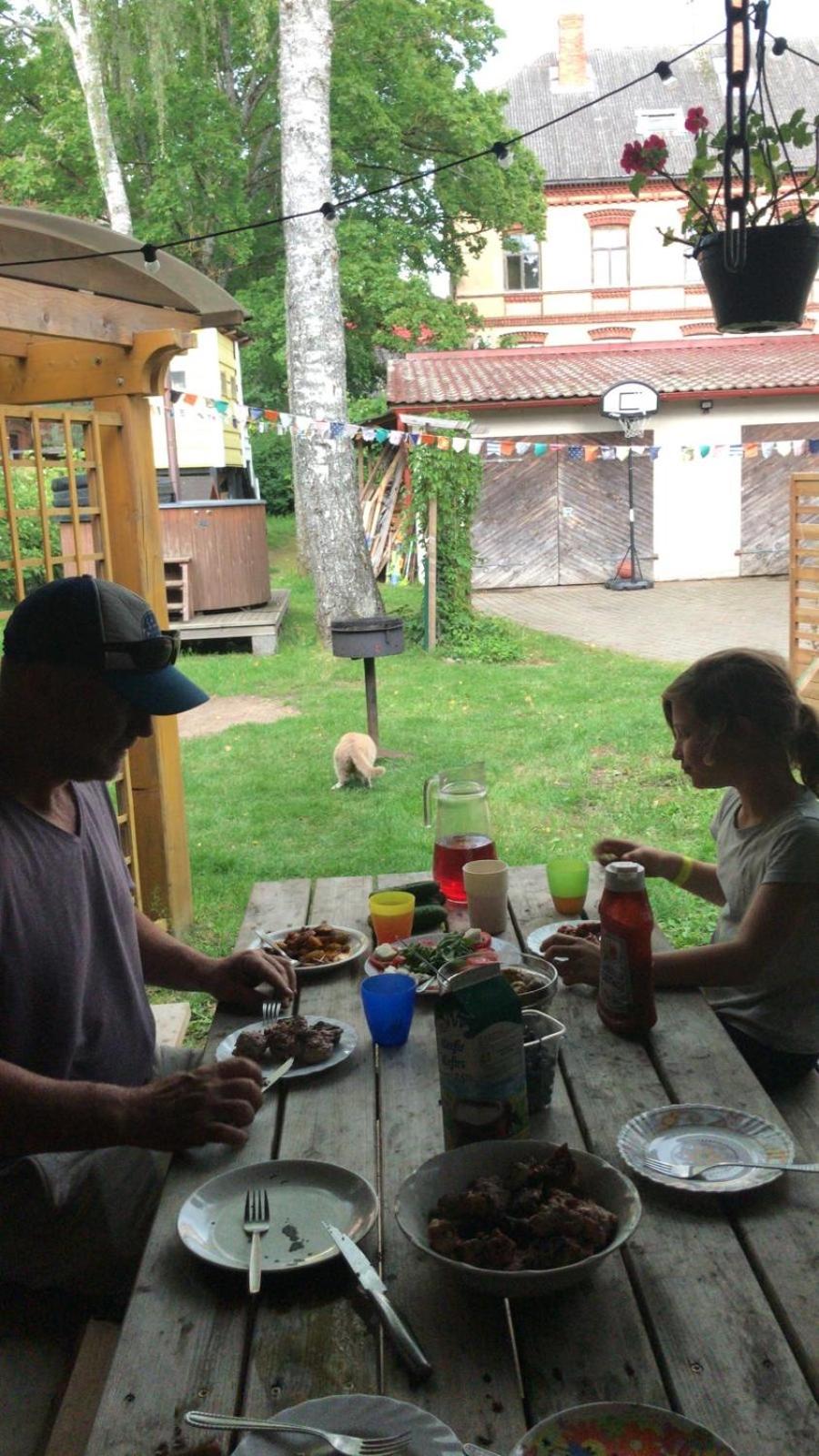 dining