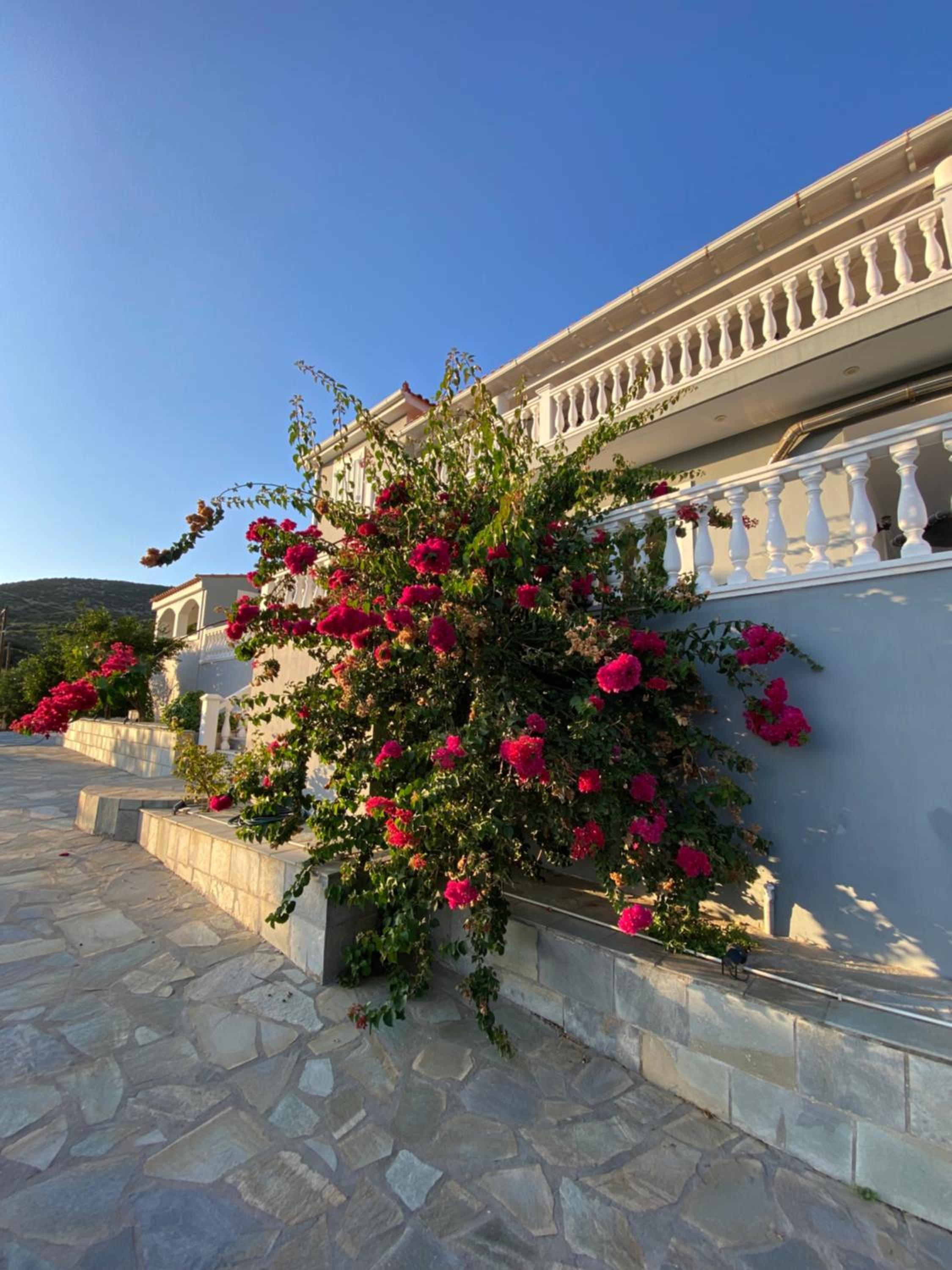Villa Karras