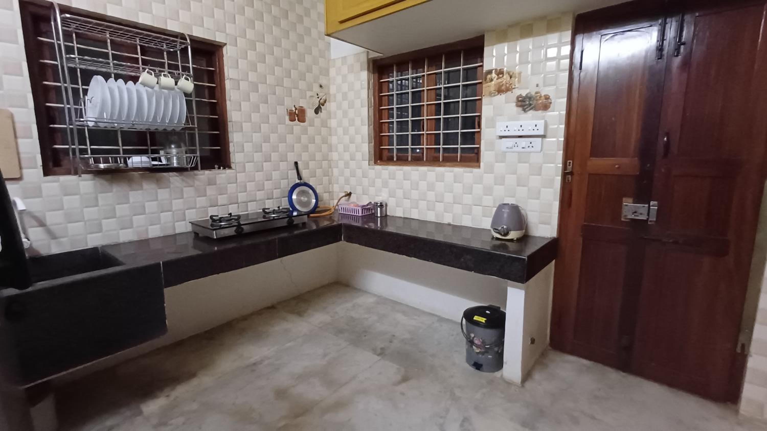 SHI's 4BHK Villa in Pollachi - Mahalingapuram, City center view 4