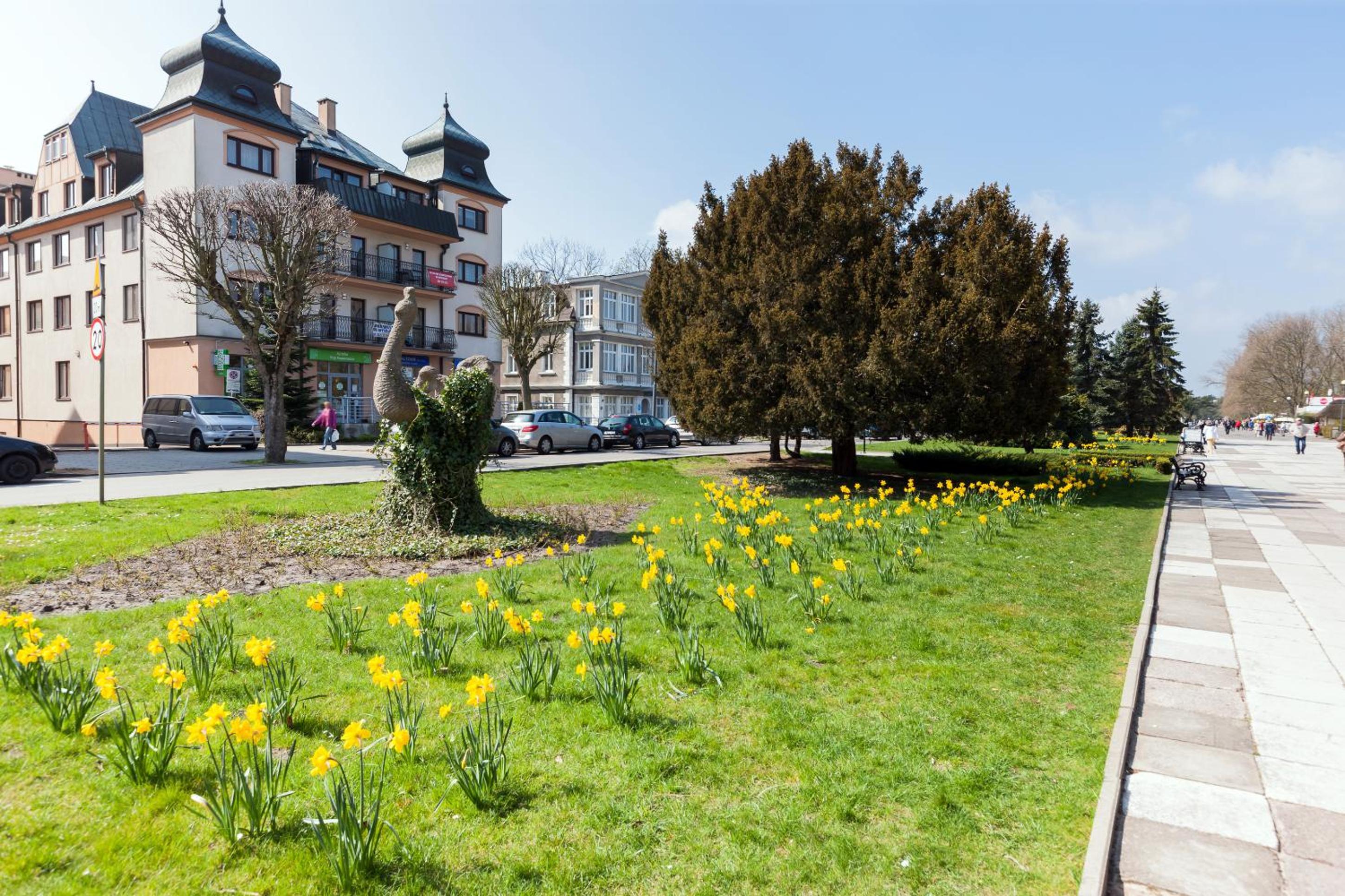 Apartamenty przy Promenadzie by Noclegi Renters view 2