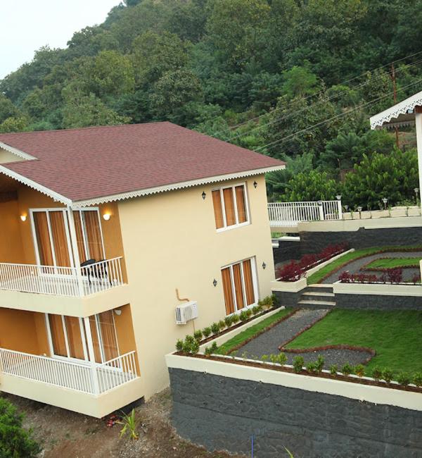 Squirrel Resort Shinoli view 4