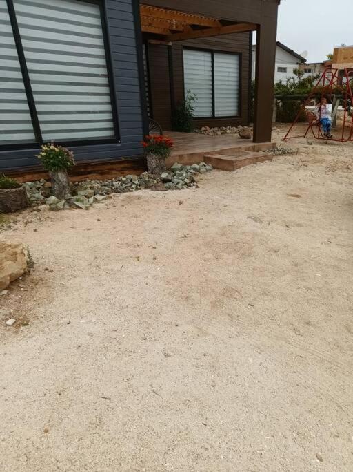 Agradable casa cerca de la playa, piscina internet
