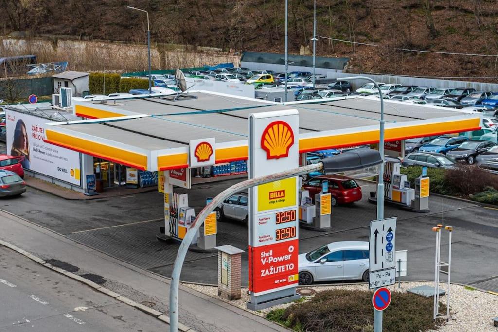 On-site Free Parking, 12 to min Centre, Supermarket