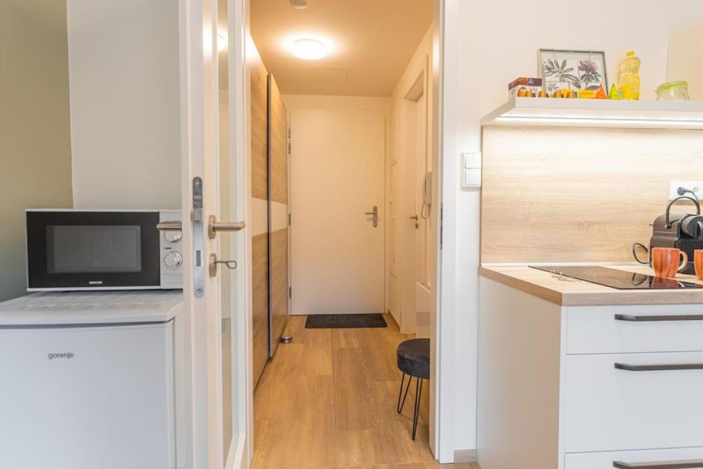 On-site Free Parking, 12 to min Centre, Supermarket