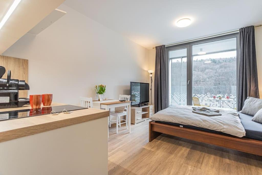 On-site Free Parking, 12 to min Centre, Supermarket