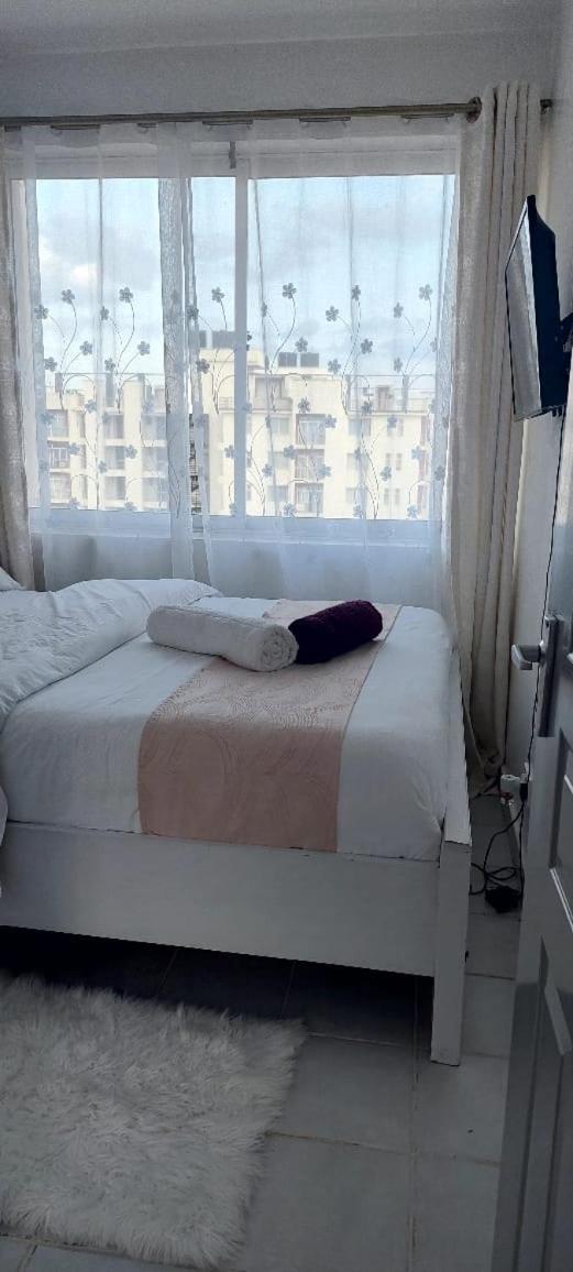Cosy 1 Bedroom with 2 TVs view 2