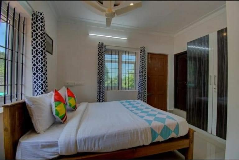Hill view 2bhk coorg view 4