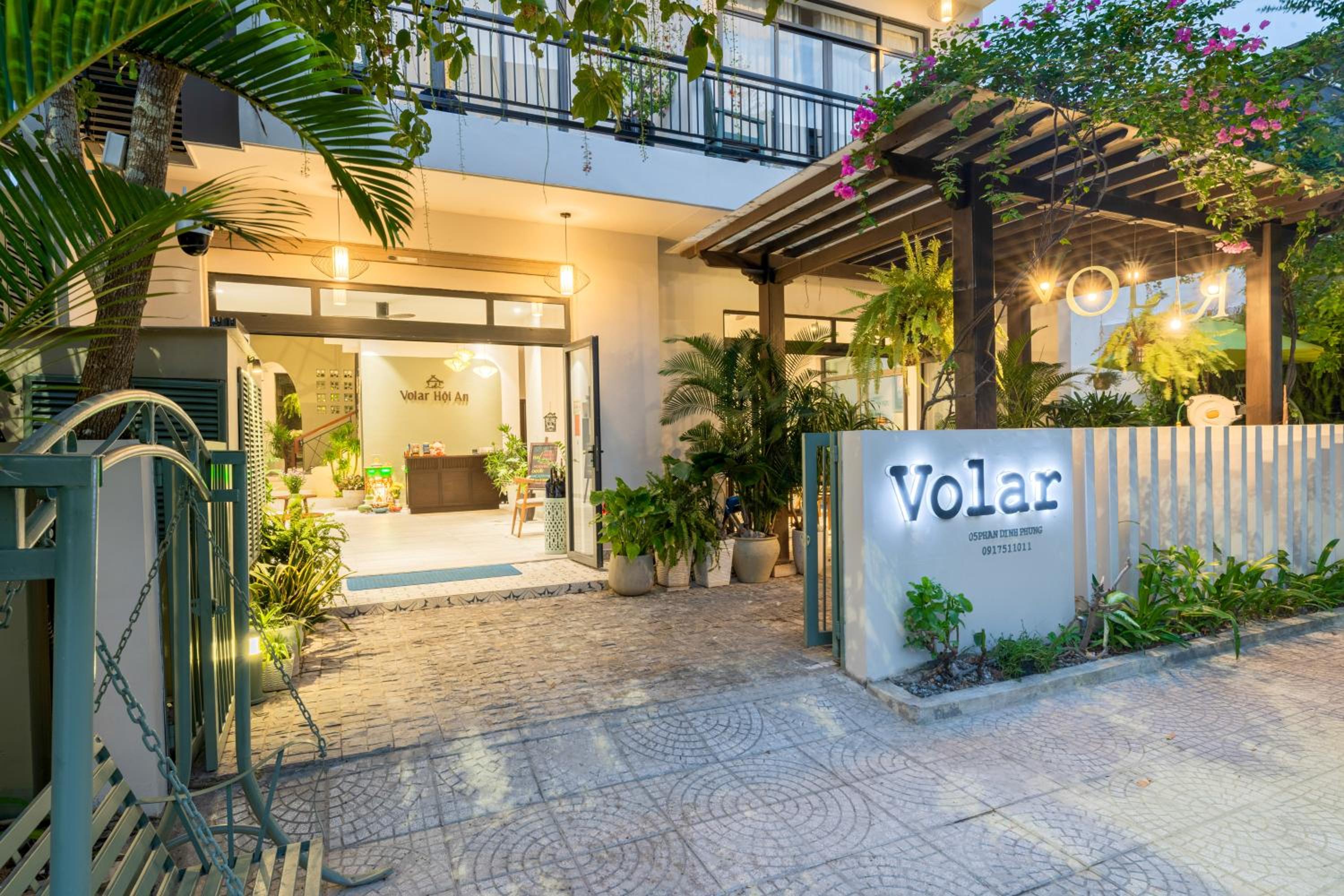 Volar Hoi An