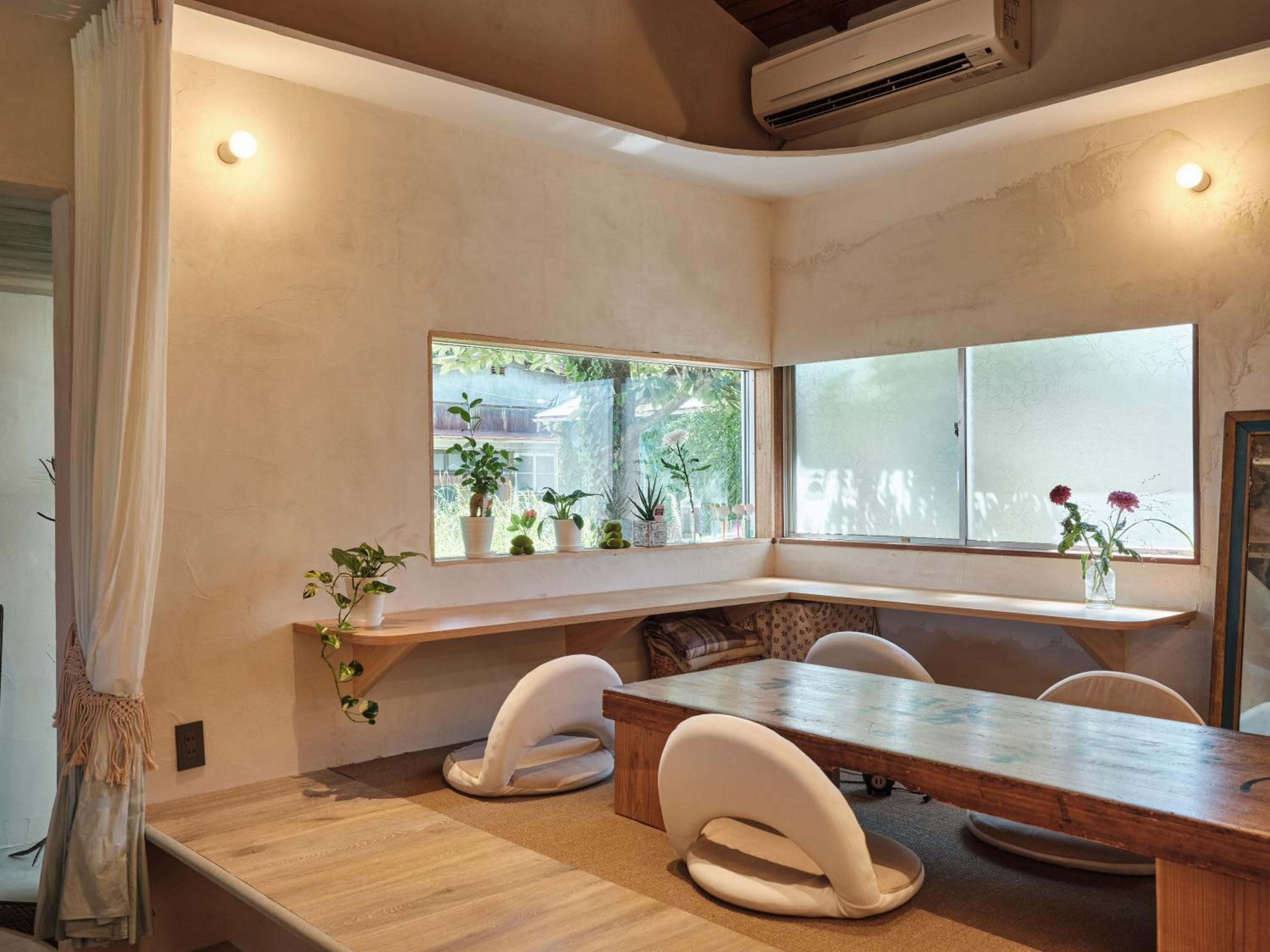 Tipy records inn photon