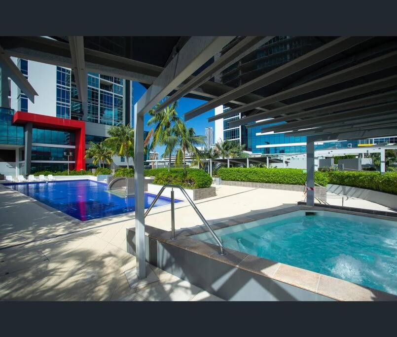 Modern 2-Bedroom Gold Coast Retreat