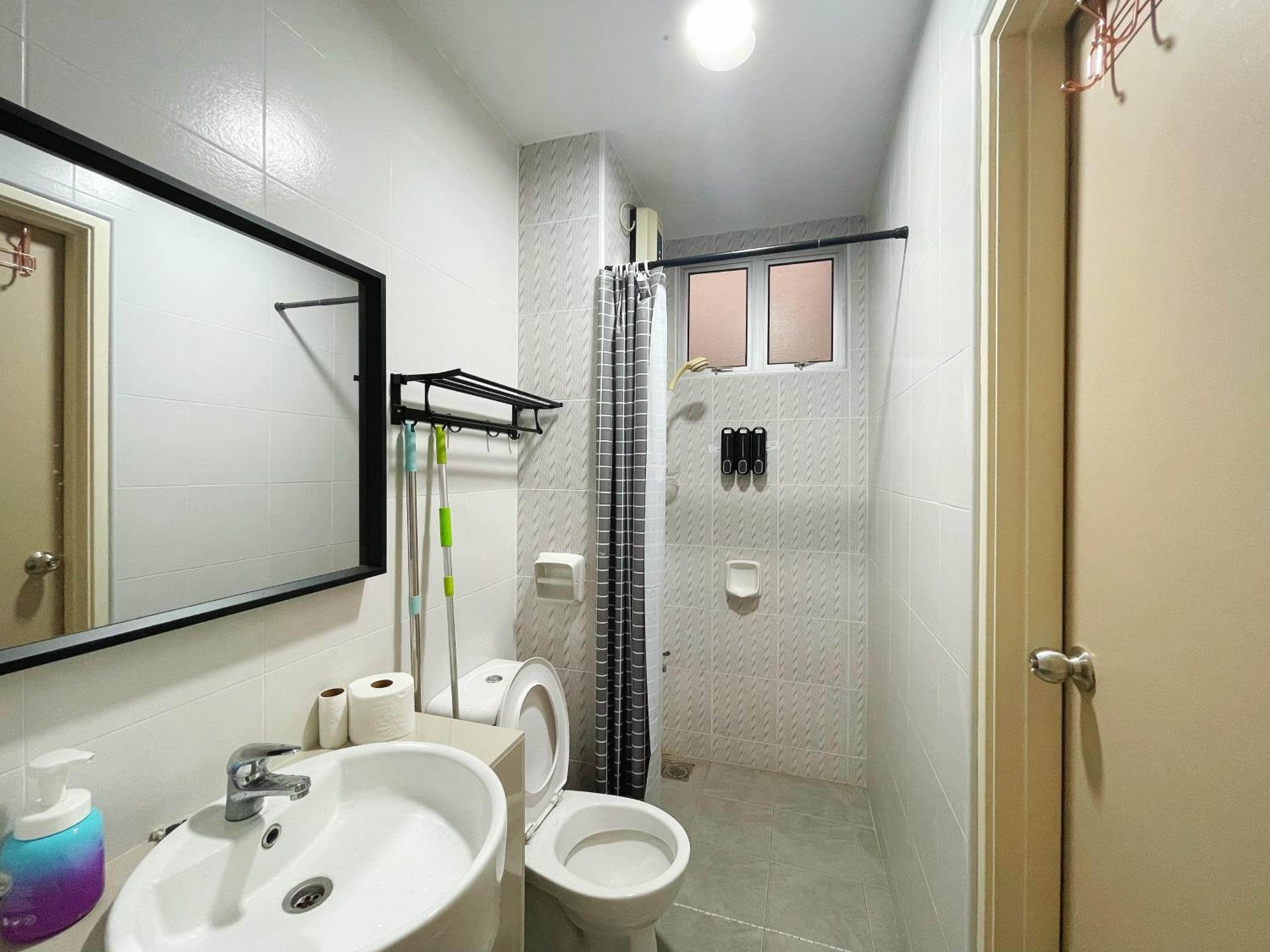 Mount Austin 2-4pax 5min Ikea Toppen Aeon Tebrau
