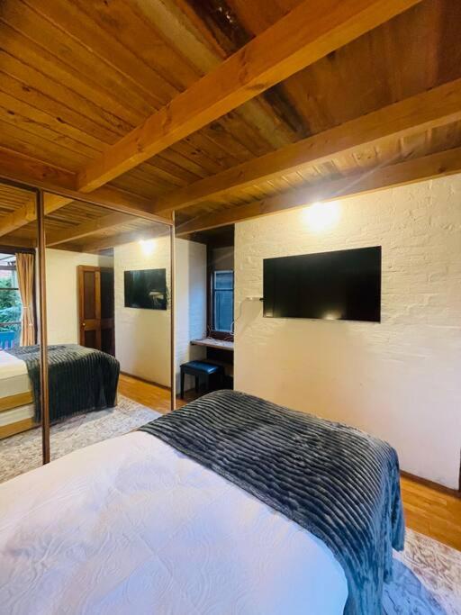 Cozy Bluestone House in Norwood Perfect for Families and Their Pets