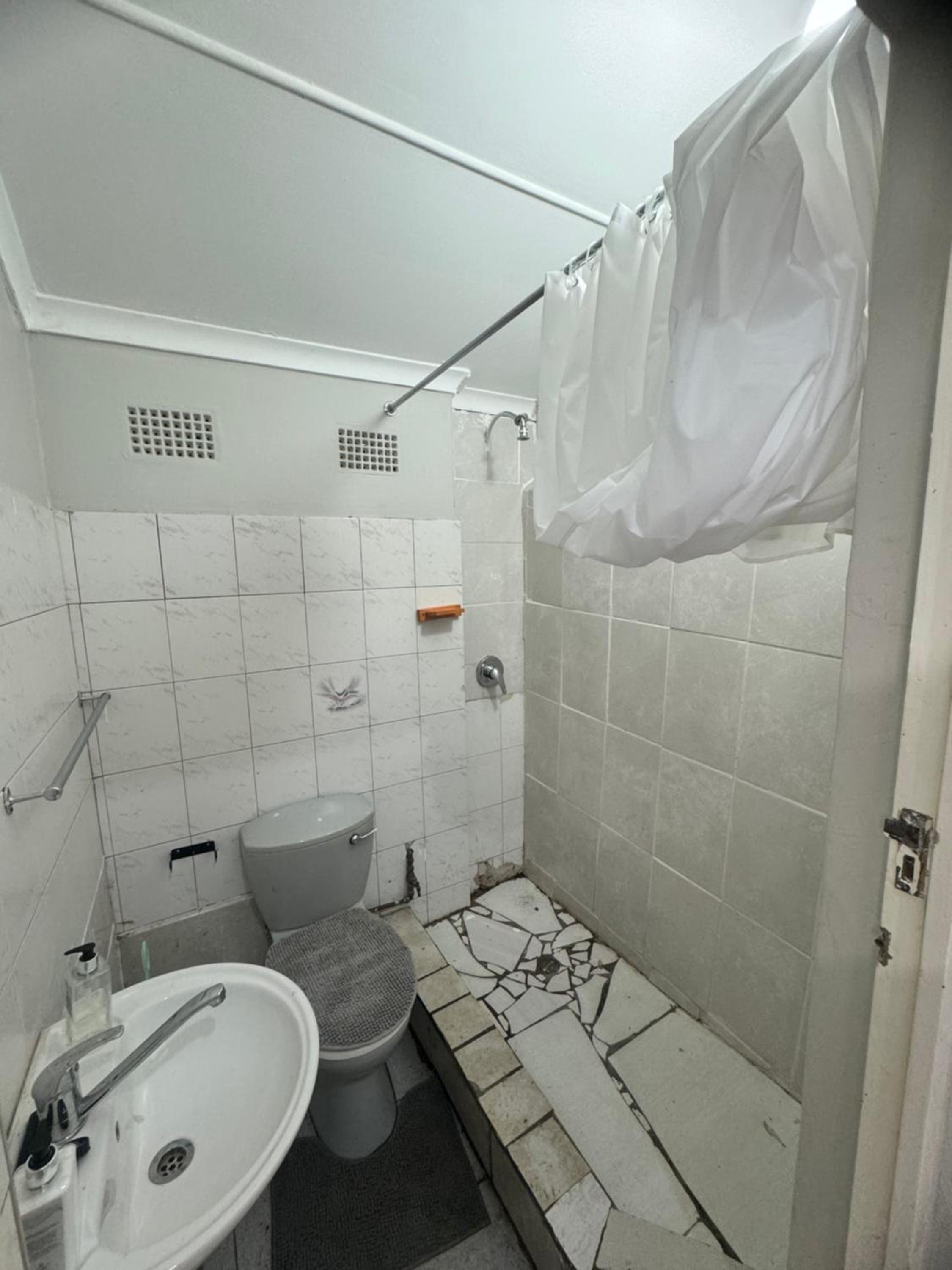 Photo 32