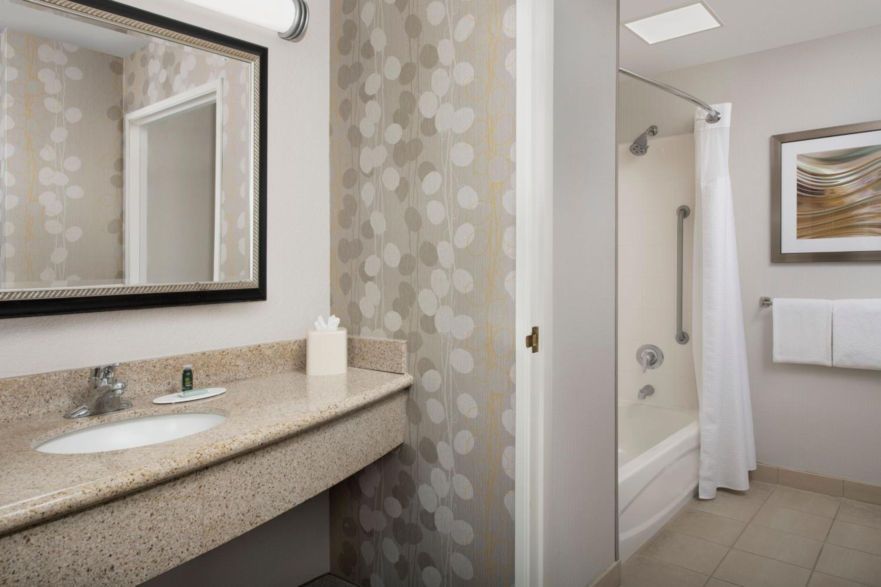 Chico Vacations - Courtyard Chico - Property Image 11