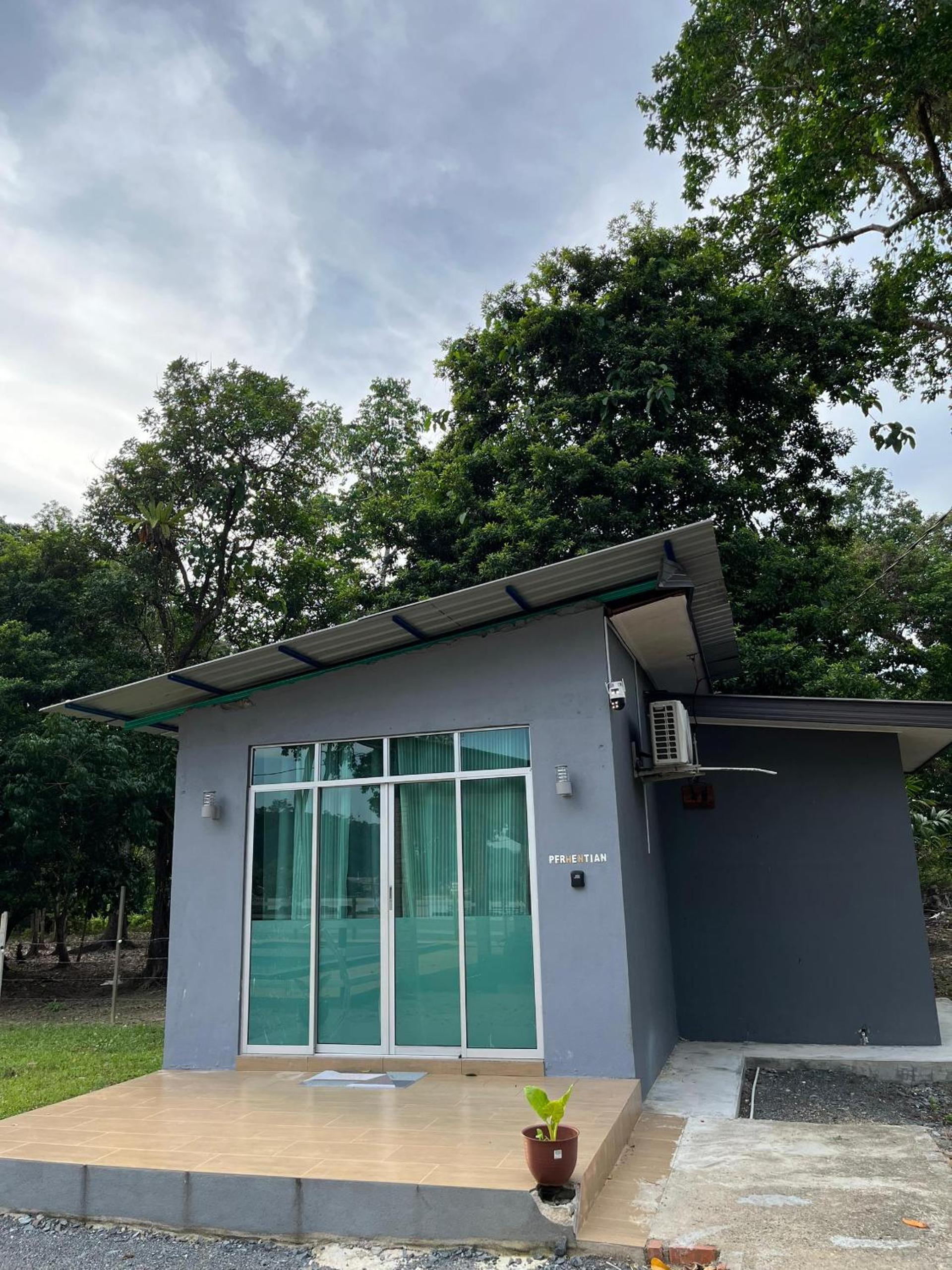 Rajawali Riverside Retreat photo 6