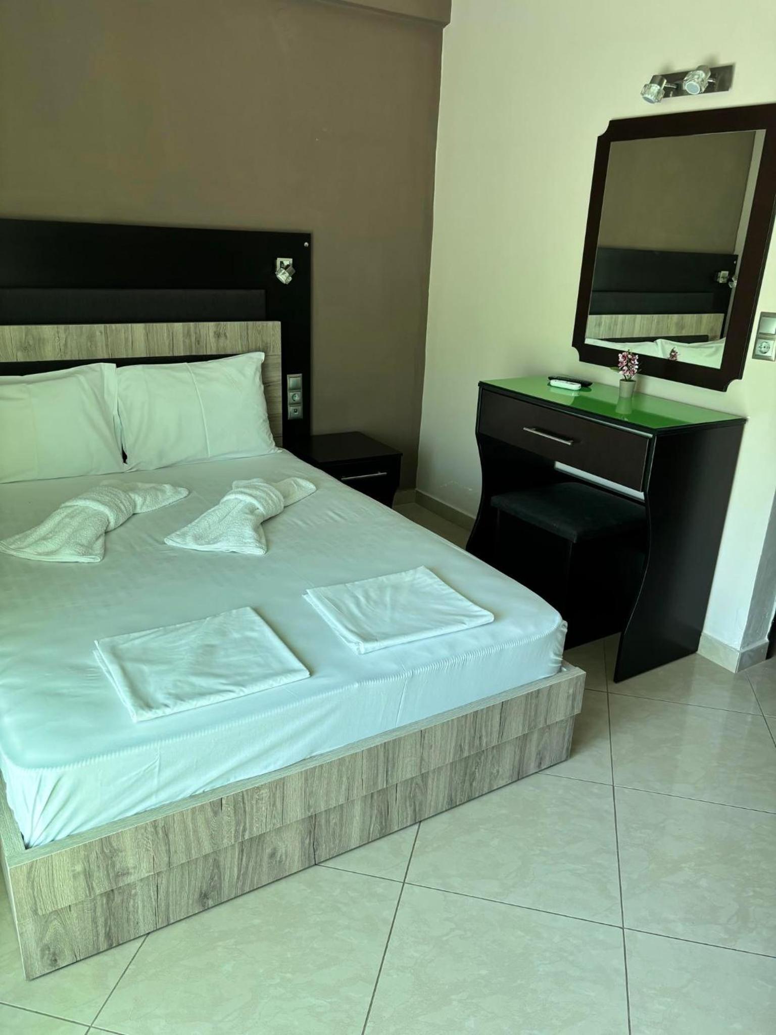 Family Rooms - Property Image 20