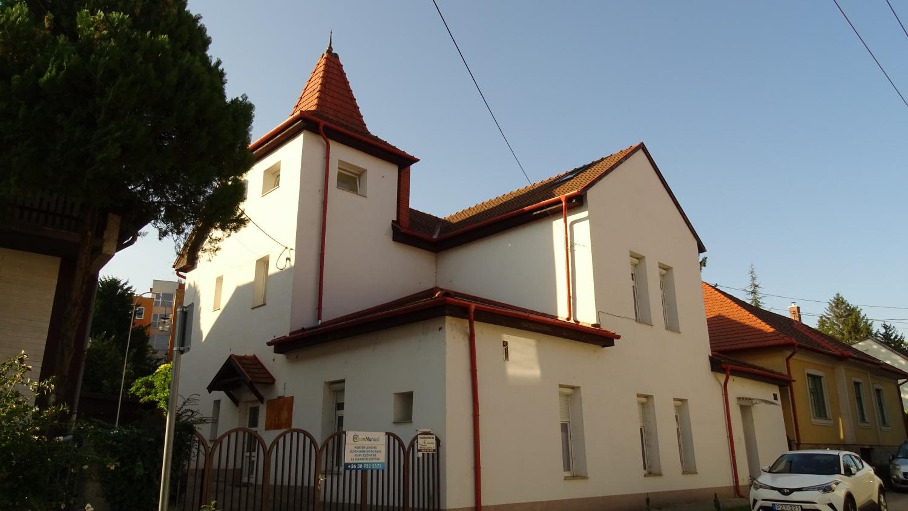 Photo 8