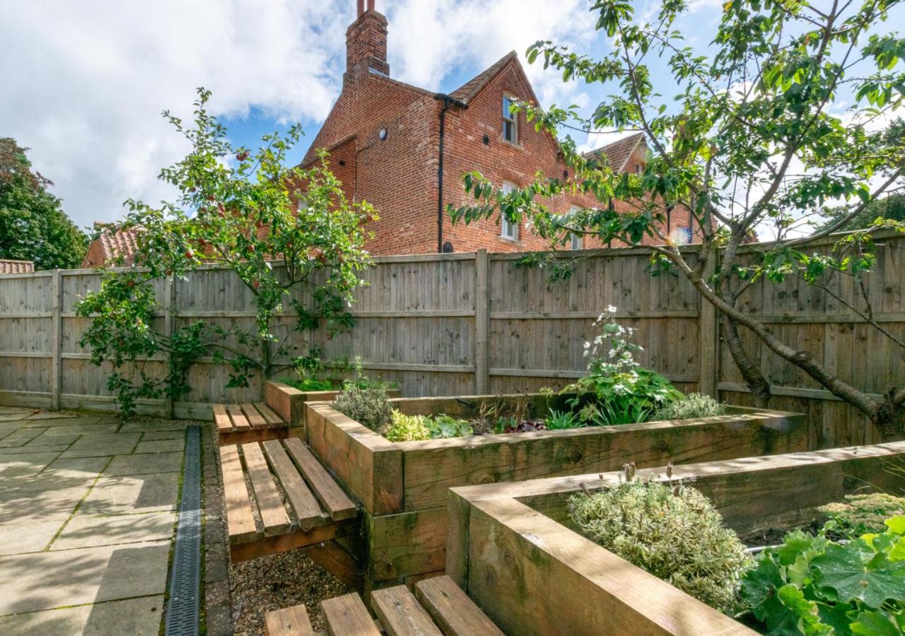 3 Bed in Little Snoring oc-m28145