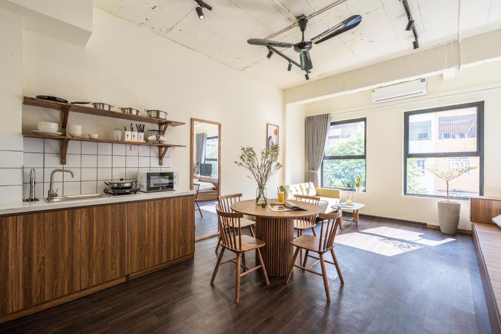 MODERN VILLA - Rooftop - Sky View - Egg Coffee Class