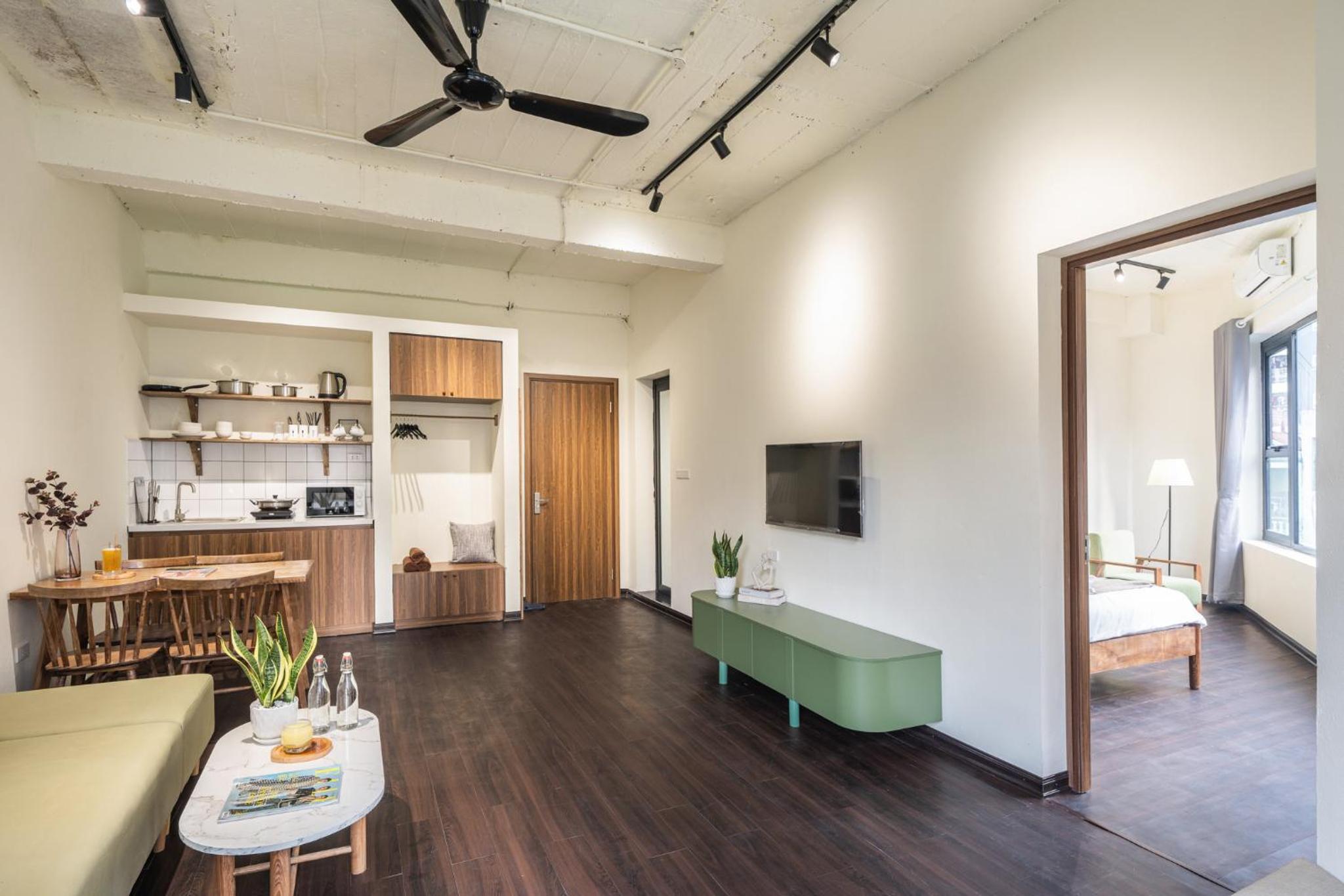 MODERN VILLA - Rooftop - Sky View - Egg Coffee Class