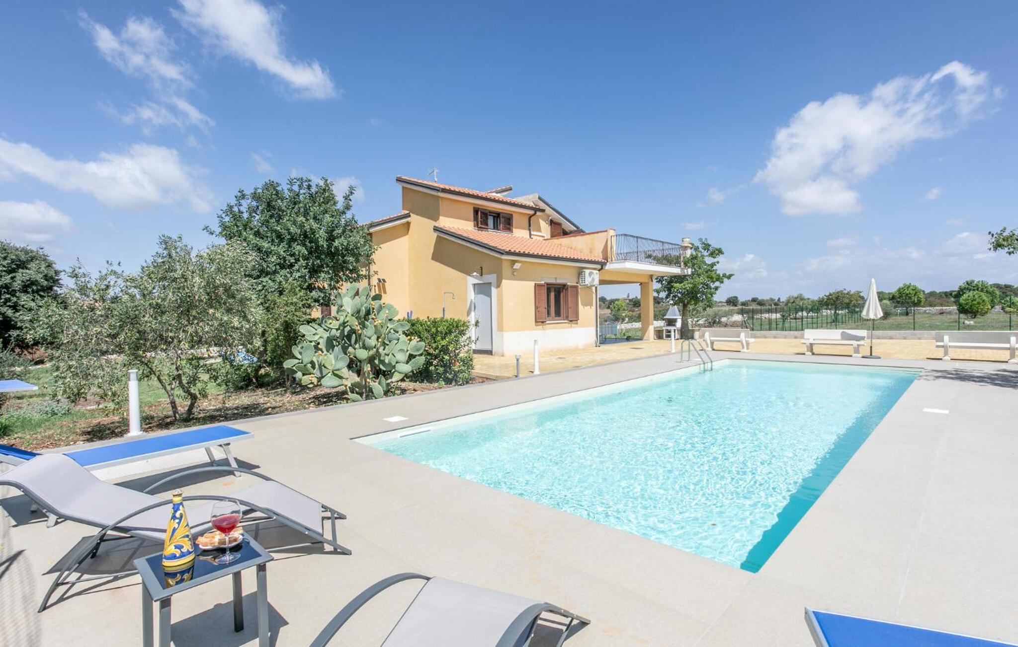 Awesome Home In Modica With Wifi photo 4