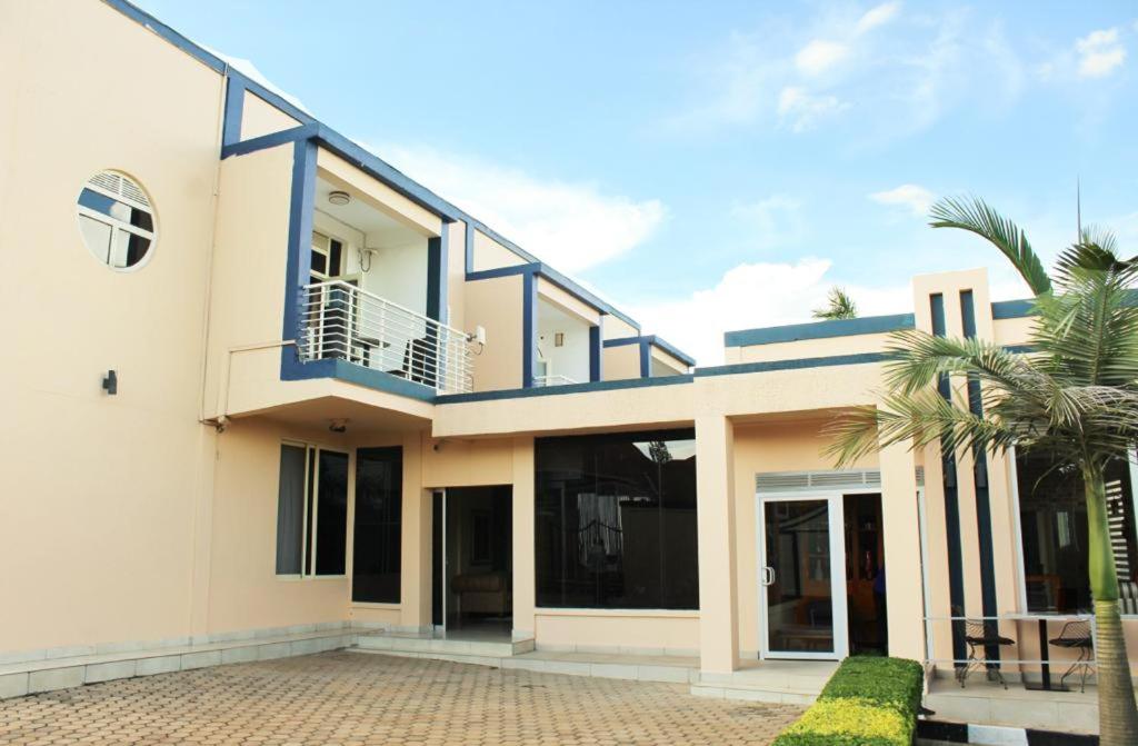 Ikaze B&B