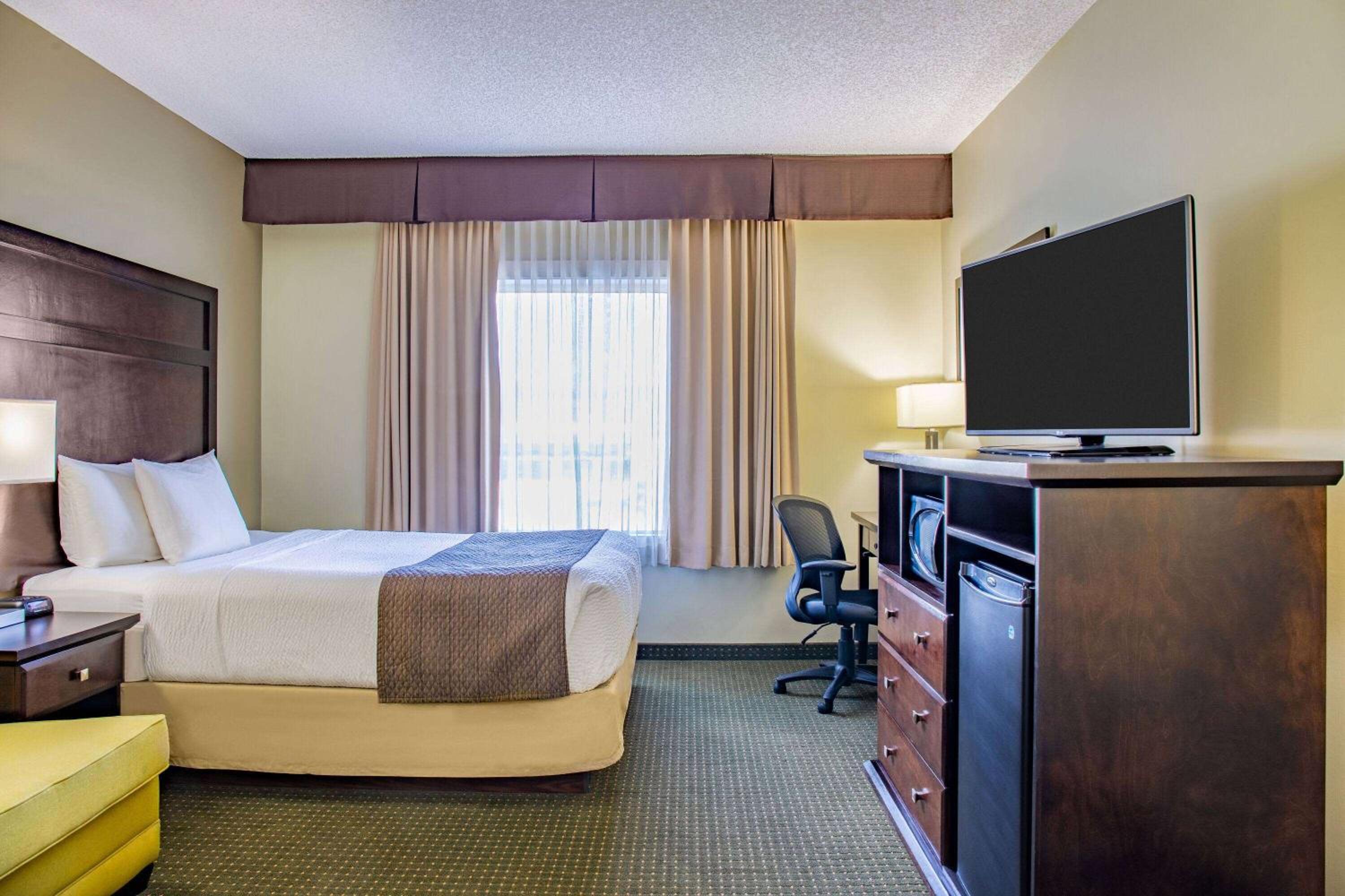 Cranbrook Vacations - Days Inn by Wyndham Cranbrook Conference Centre - Property Image 7