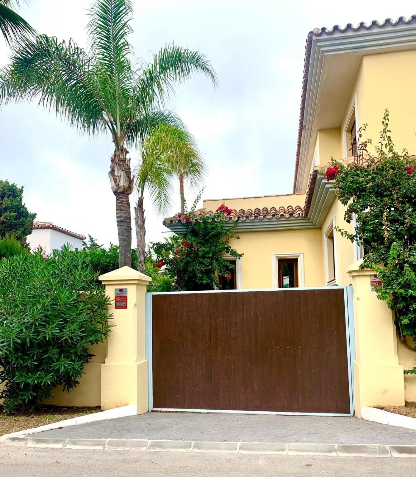 Villa Moumi