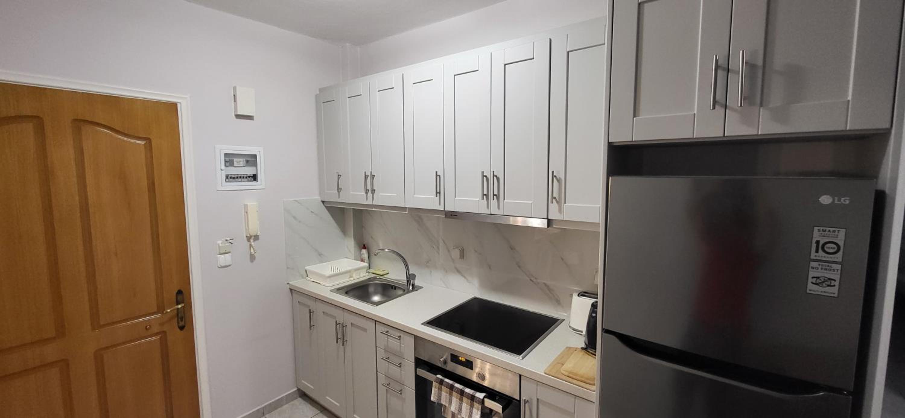 Captain Georgio Apartments photo 5