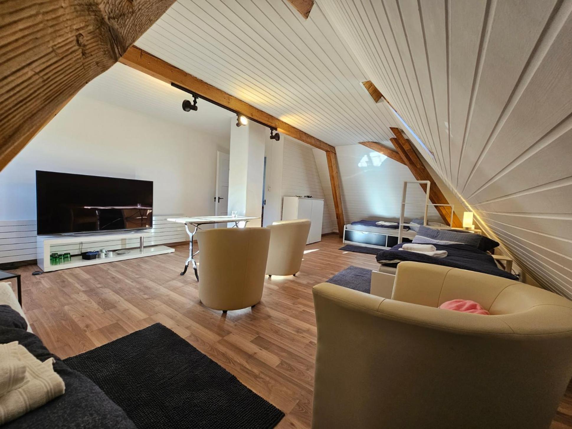 Gästezimmer Ihr Quartier Dachgeschoss Zimmer 7