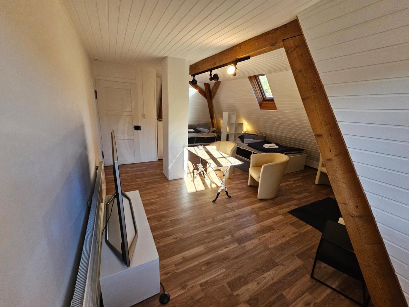 Gästezimmer Ihr Quartier Dachgeschoss Zimmer 7