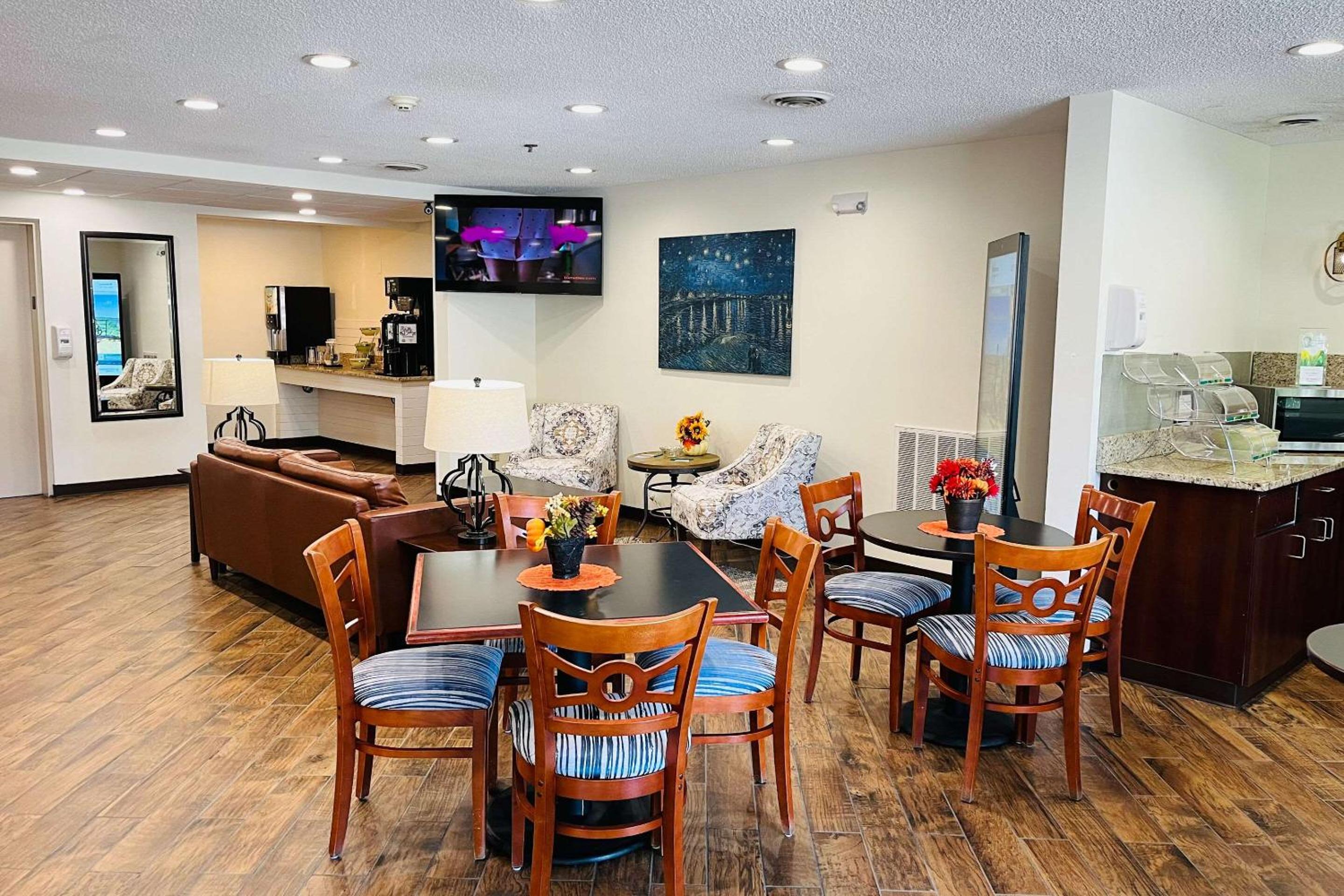 Quality Inn & Suites Prestonsburg next to Mountain Arts Center