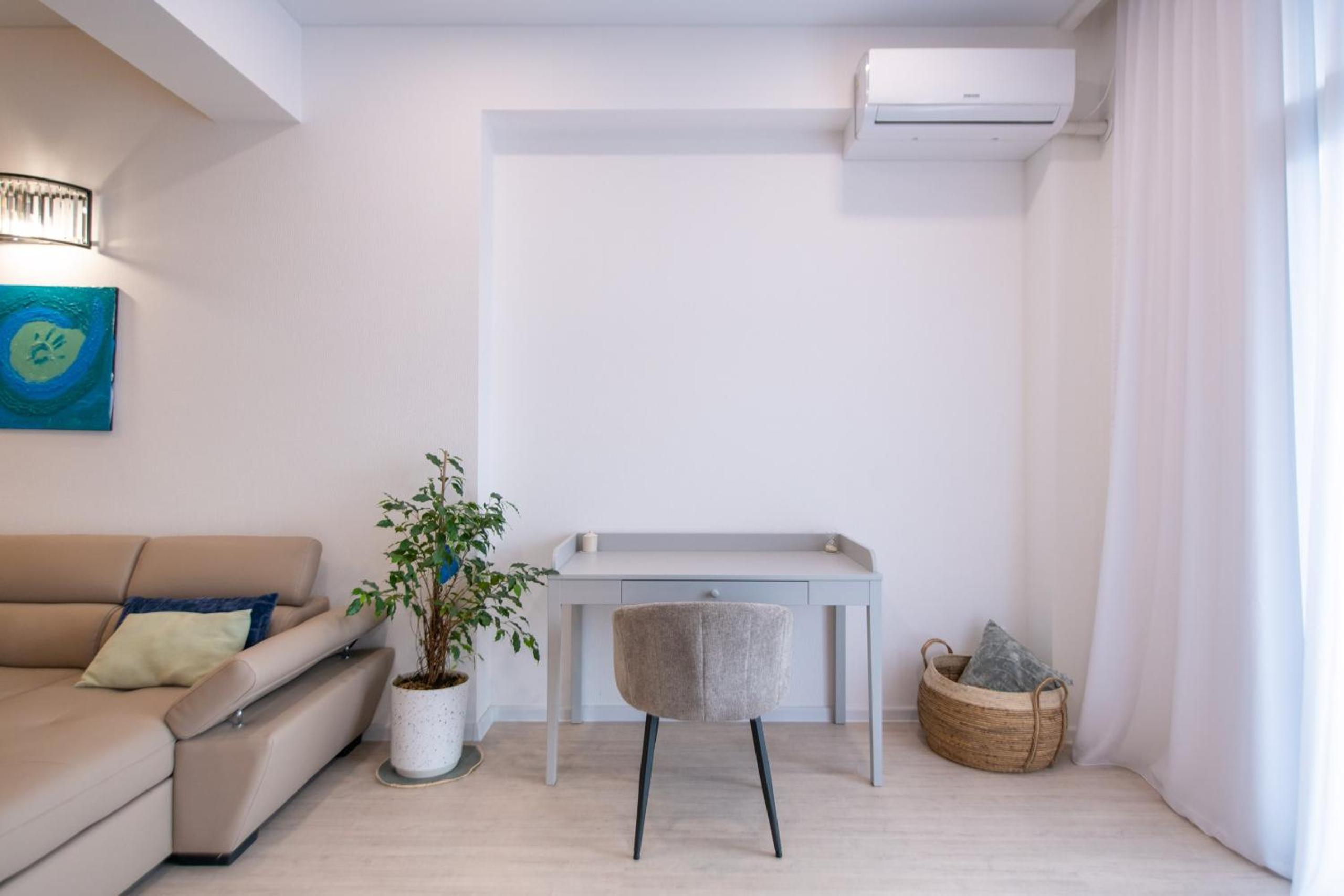 Workfriendly and Spacious