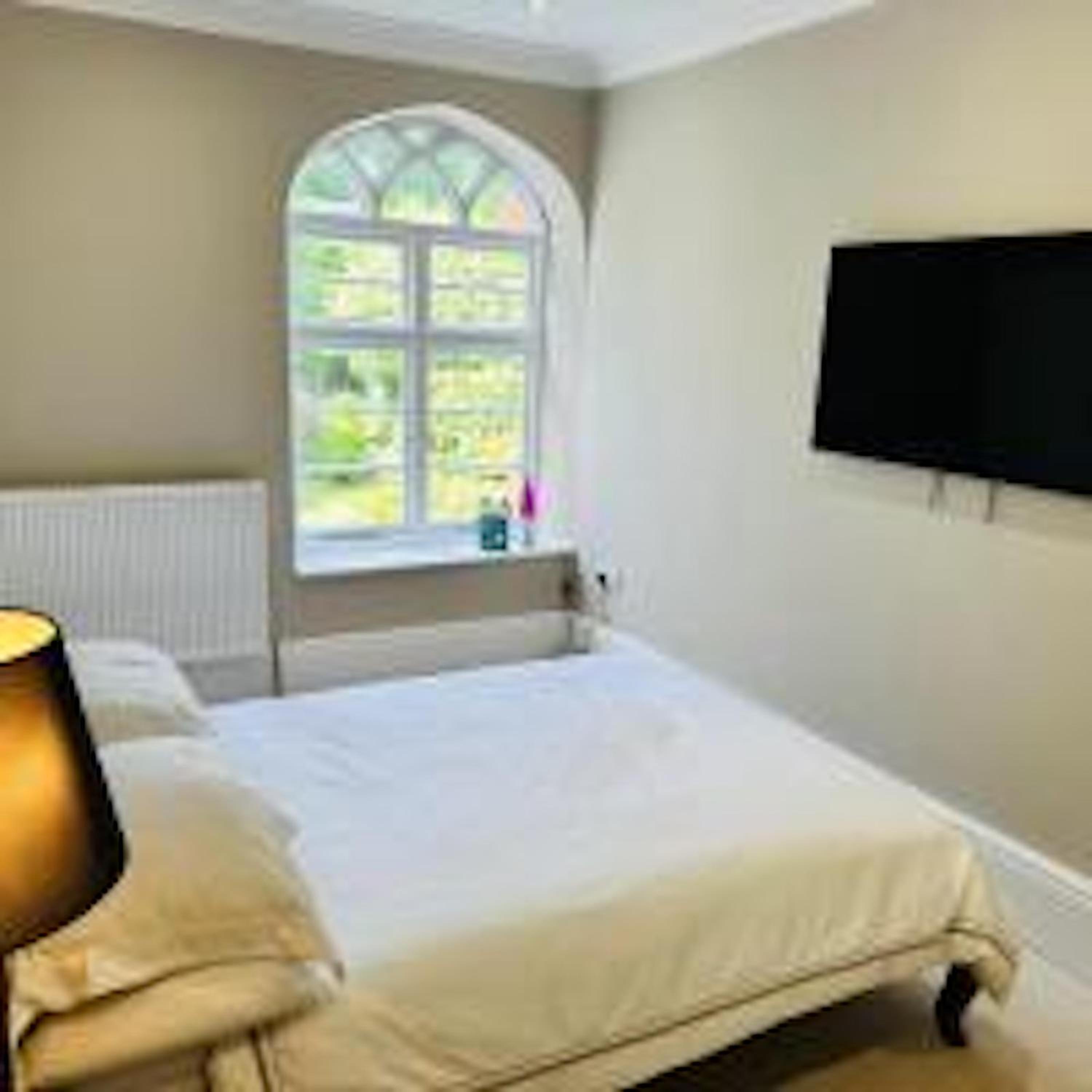 Moorswater Lodge Country House with Wine Bar
