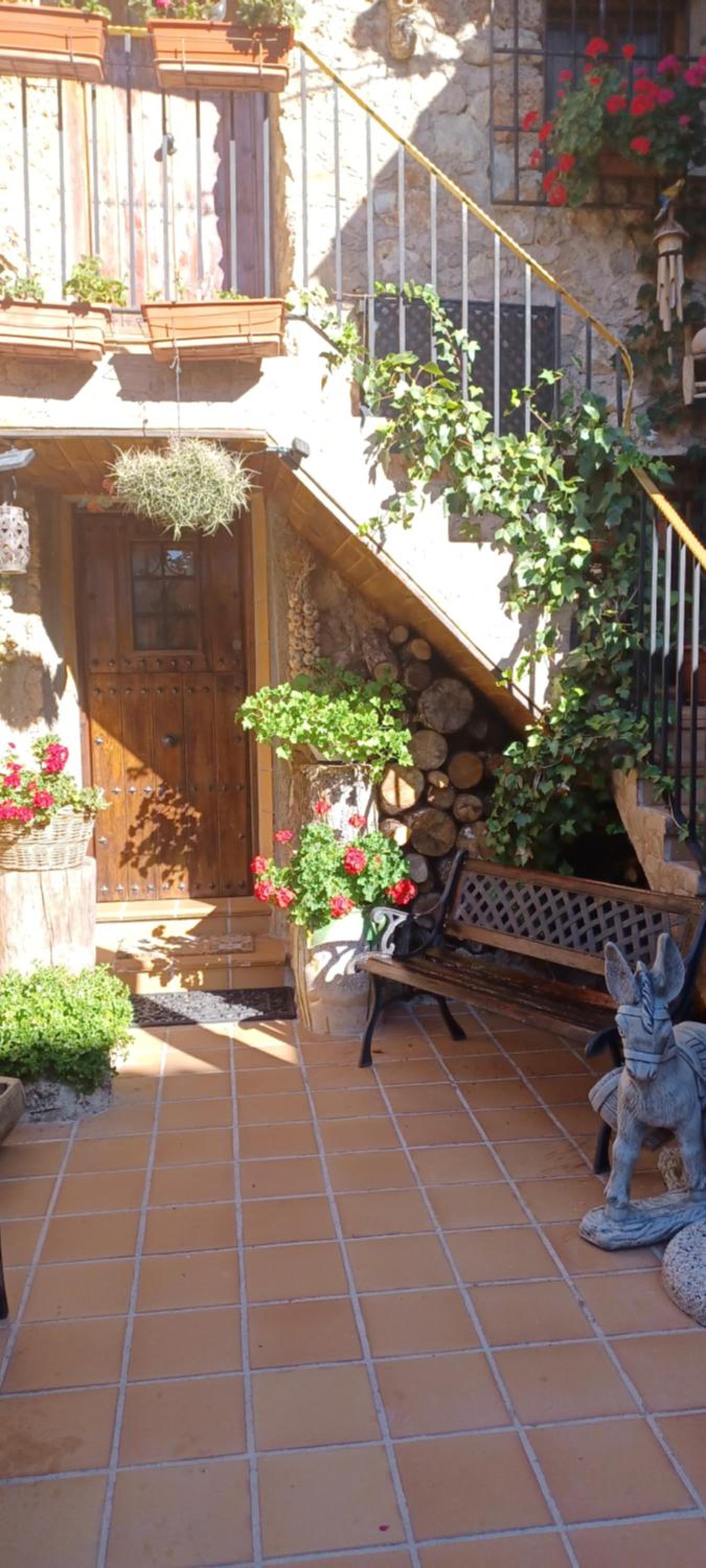 Casas Rurales el Olmo view 2