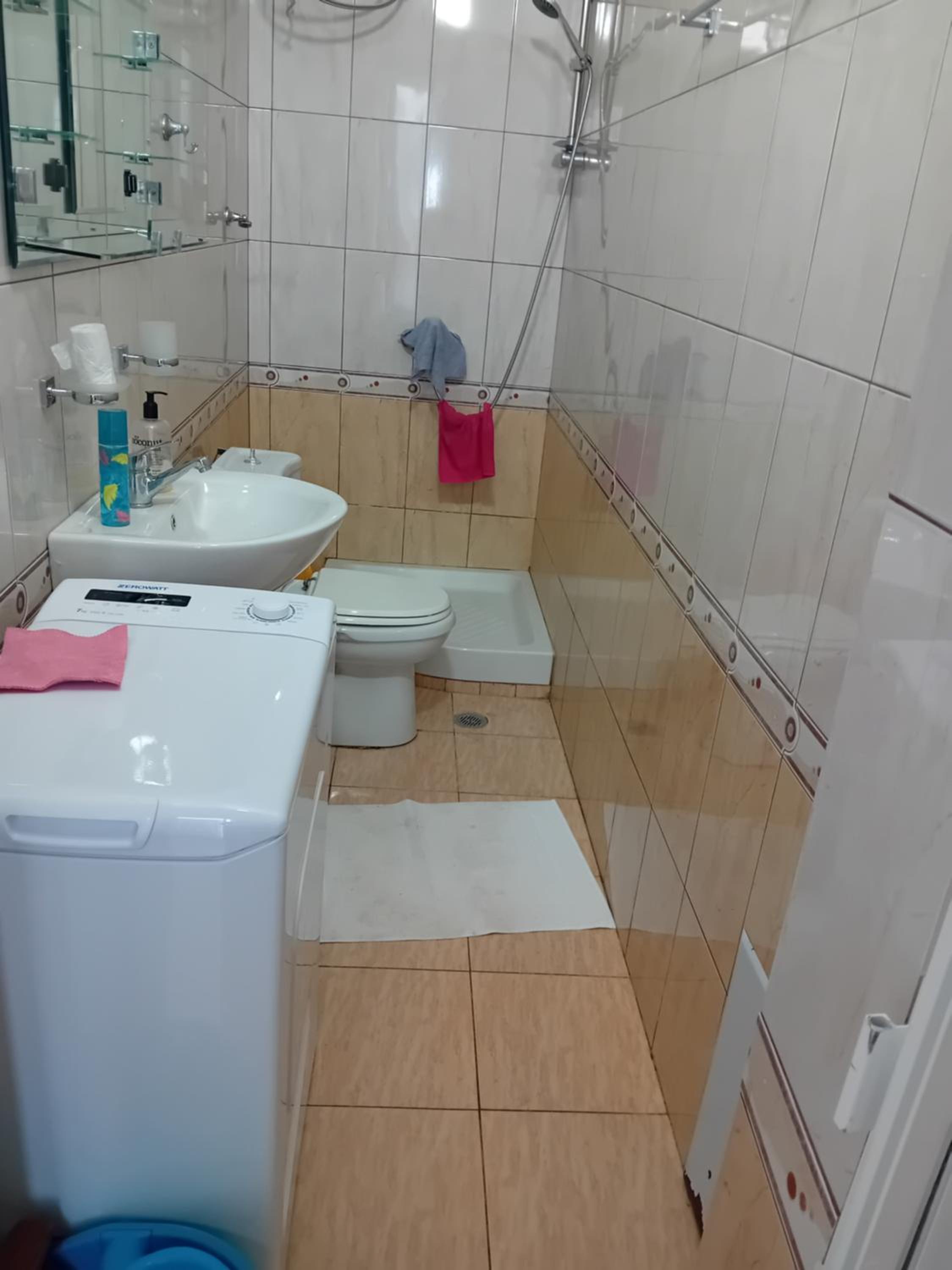 Zhupa Guesthouse