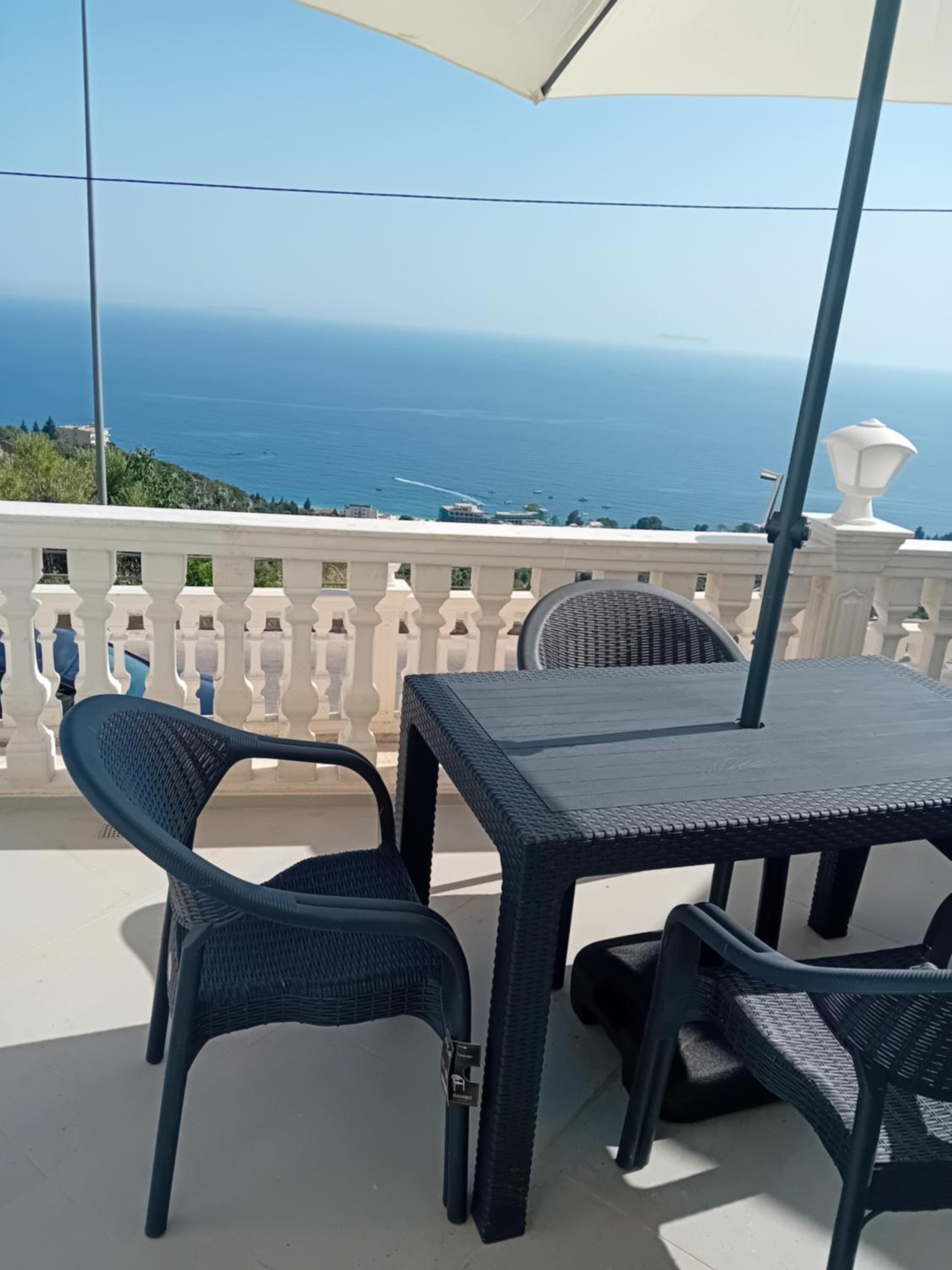 Zhupa Guesthouse