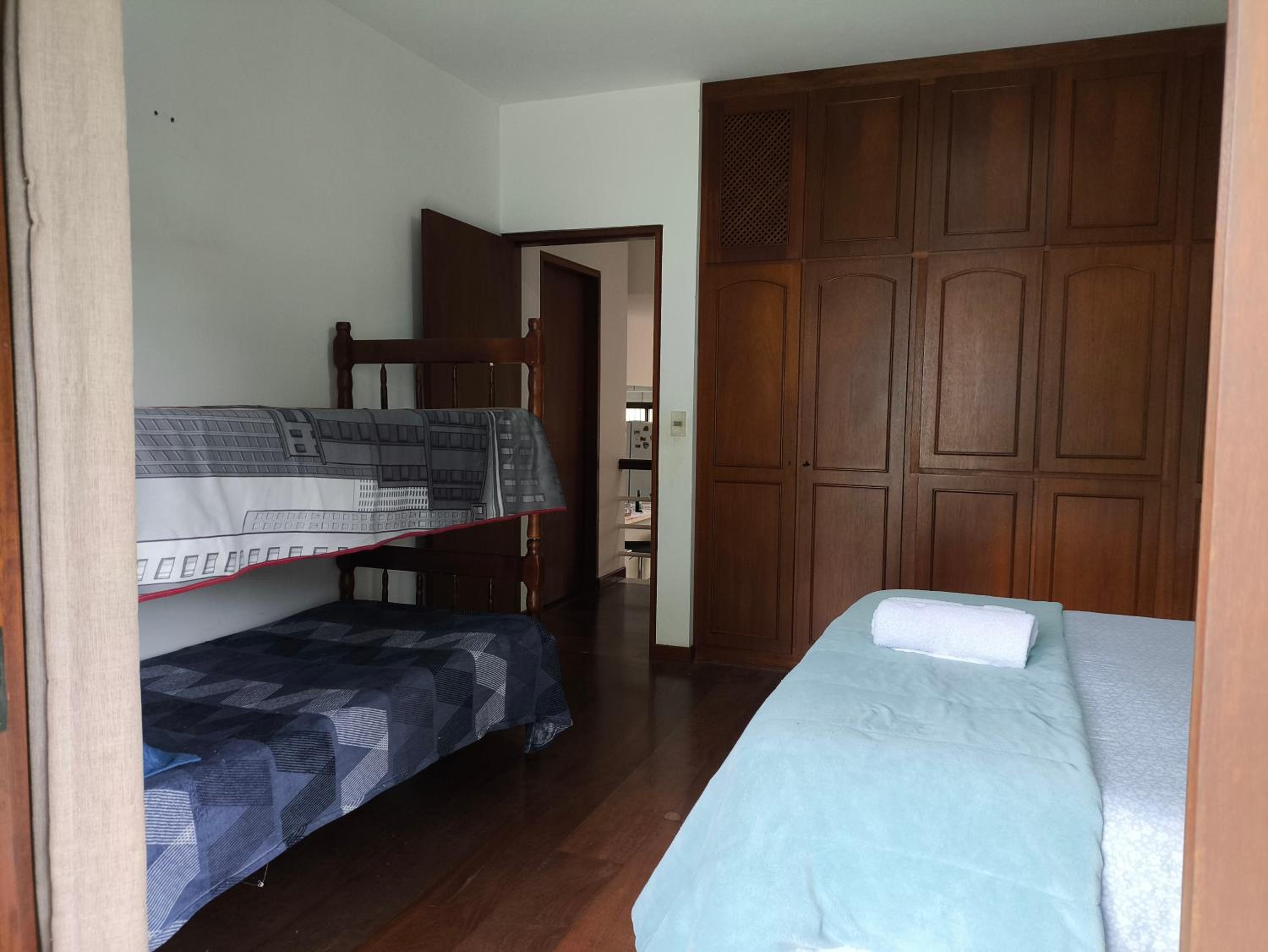 Quarto compartilhado 4 pessoas