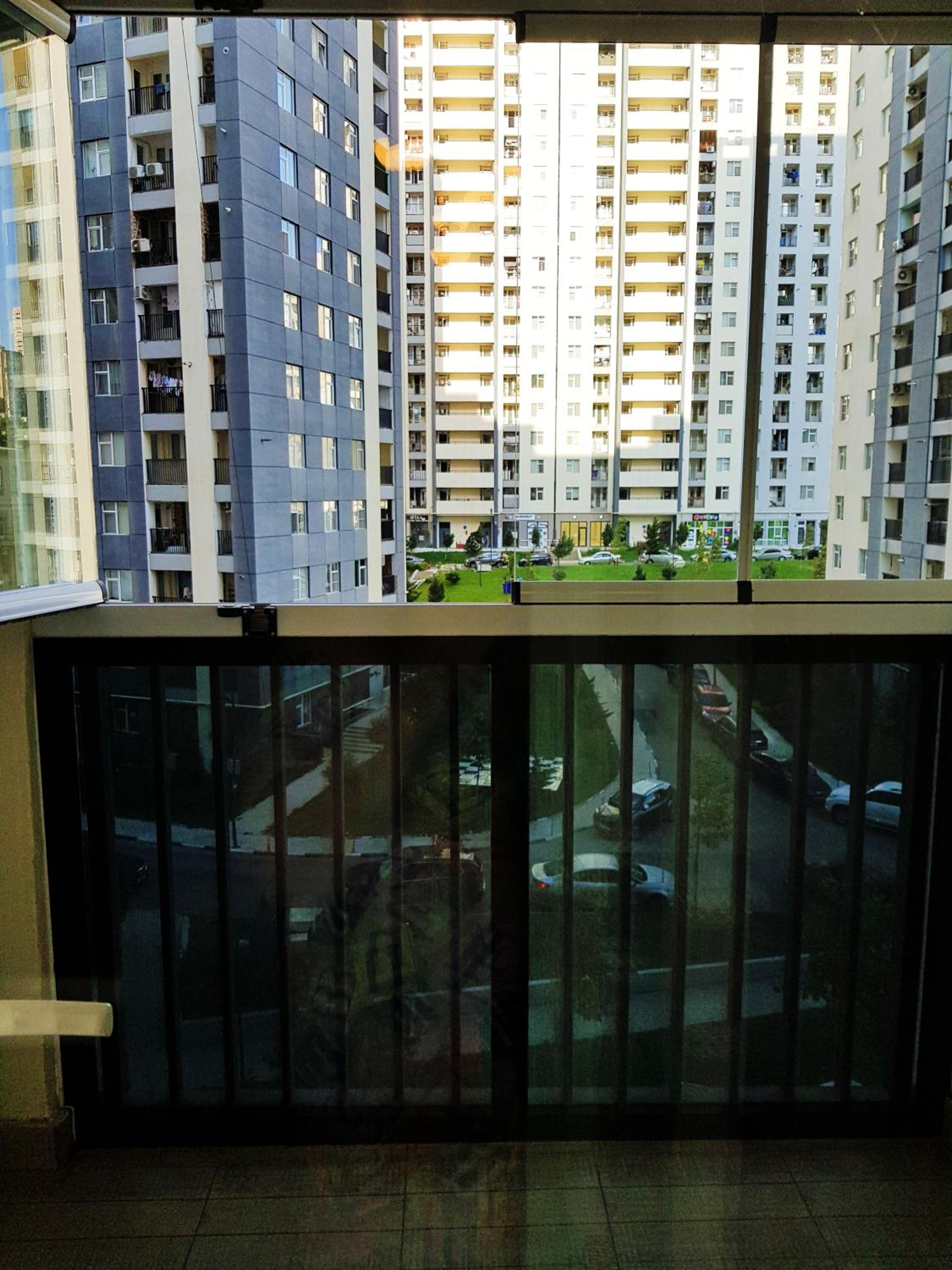 Khatai Park apartment