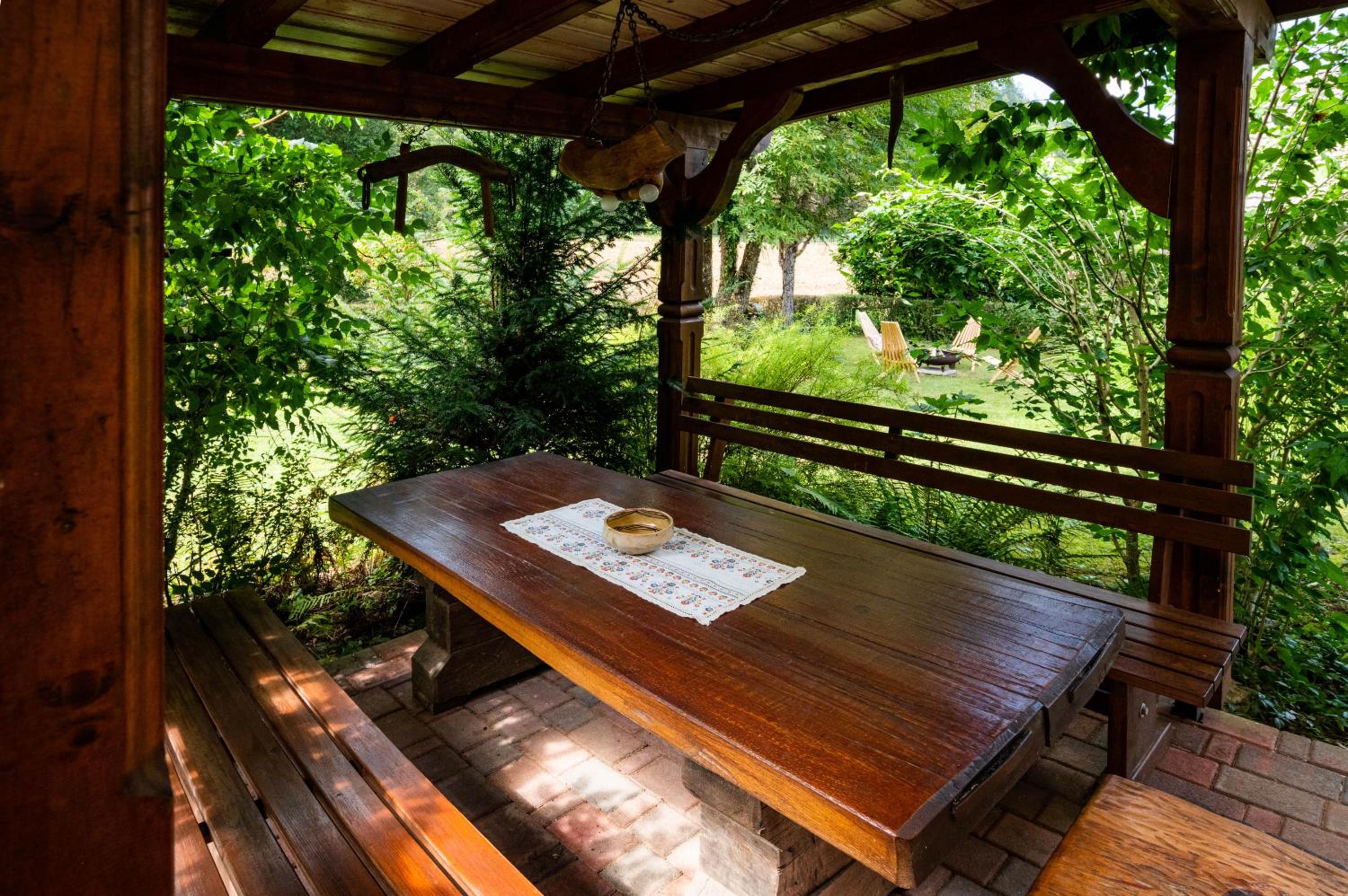 Charming Bled Home - Big Garden, BBQ & Free Bikes view 3