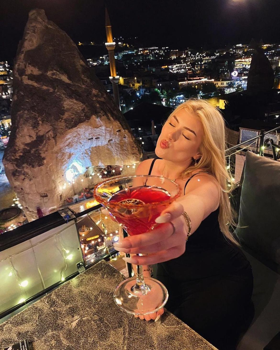 Castle Cave Hotel - Image 35