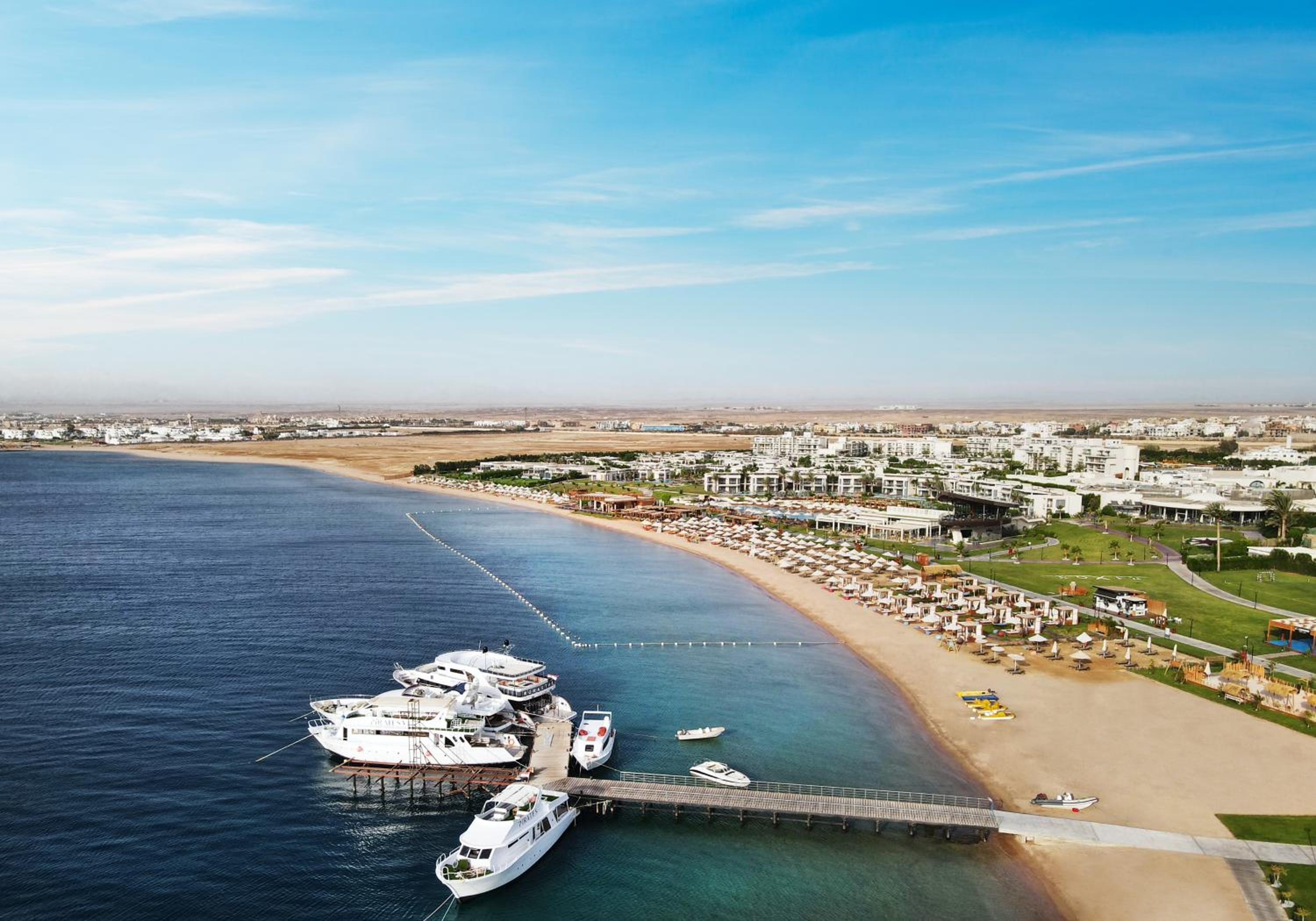 Rixos Premium Magawish Suites and Villas