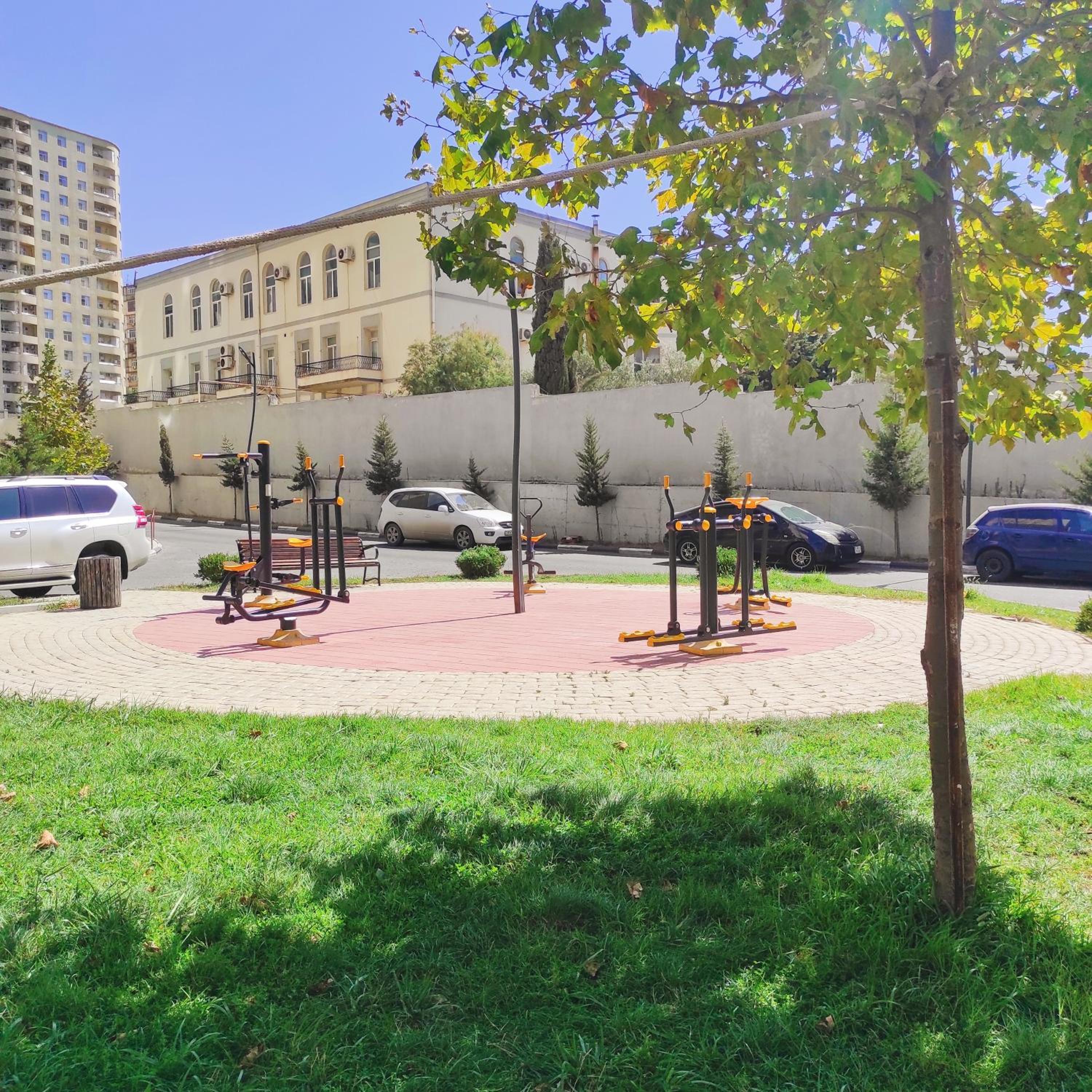 Khatai Park apartment