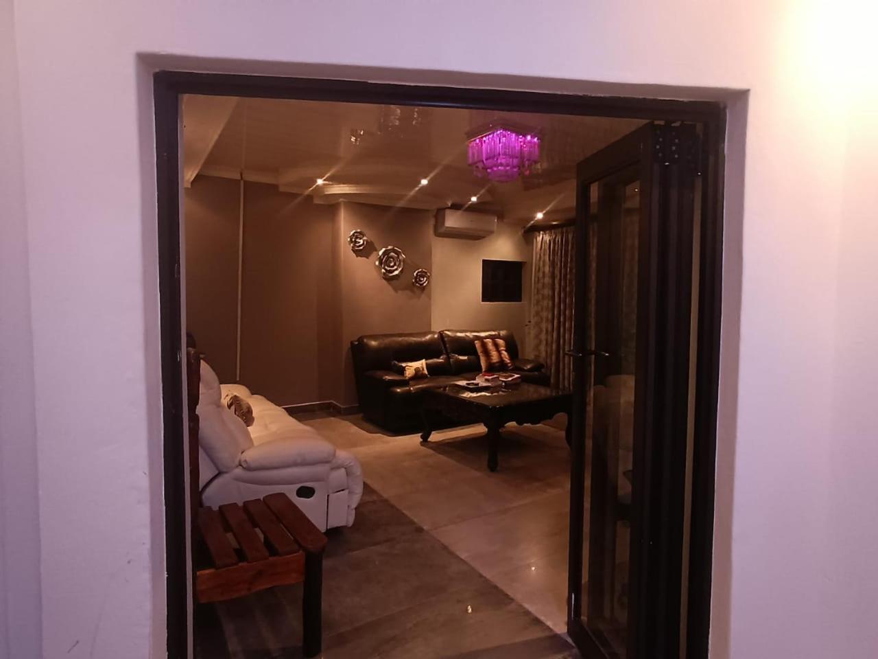 Manasseh Bed & BreakFast Gabs North