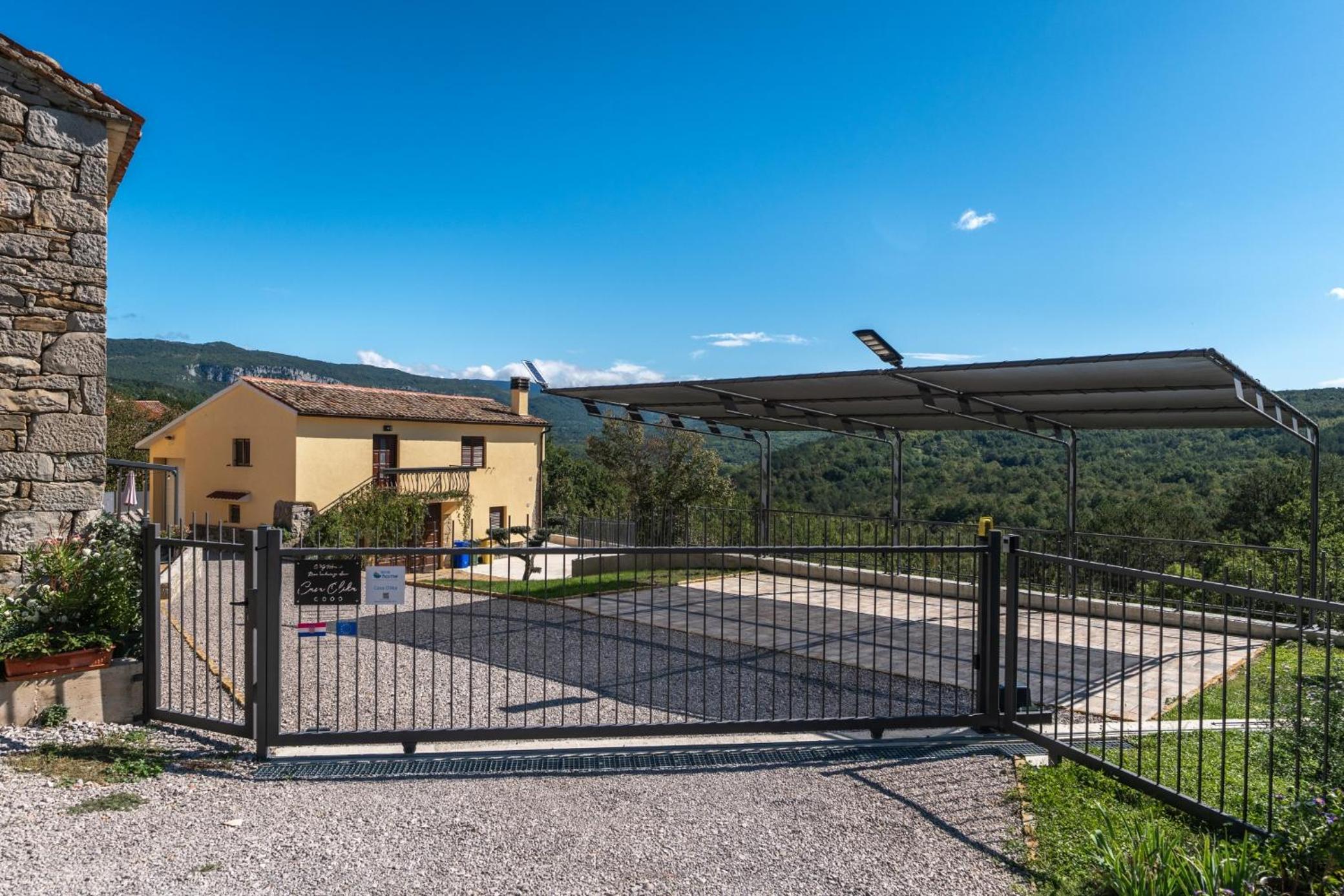 Casa Olika by Briskva